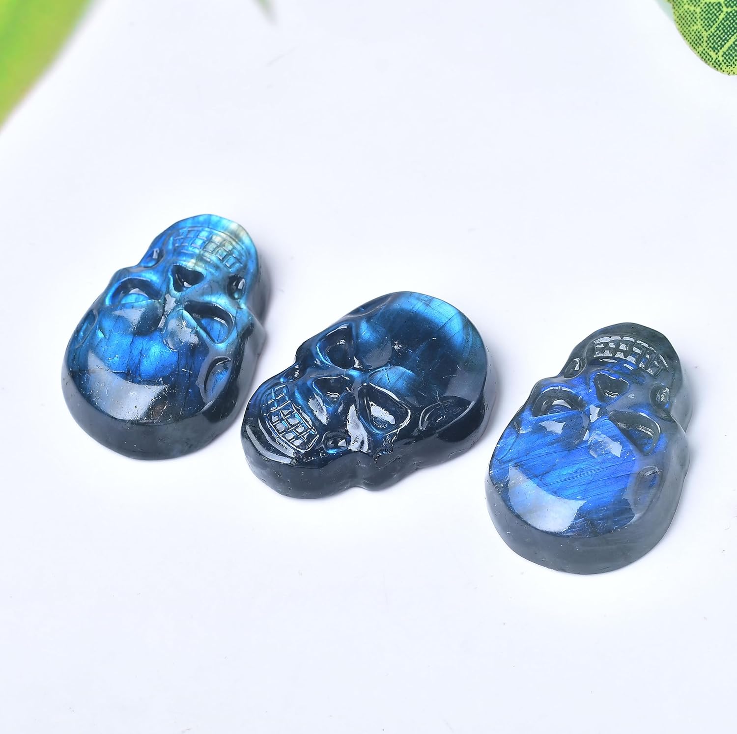 WUYOUSHI 1 pieza de cristal de calavera de labradorita natural tallado de 1.18 a 1.37 pulgadas de piedra preciosa curativa para decoración de