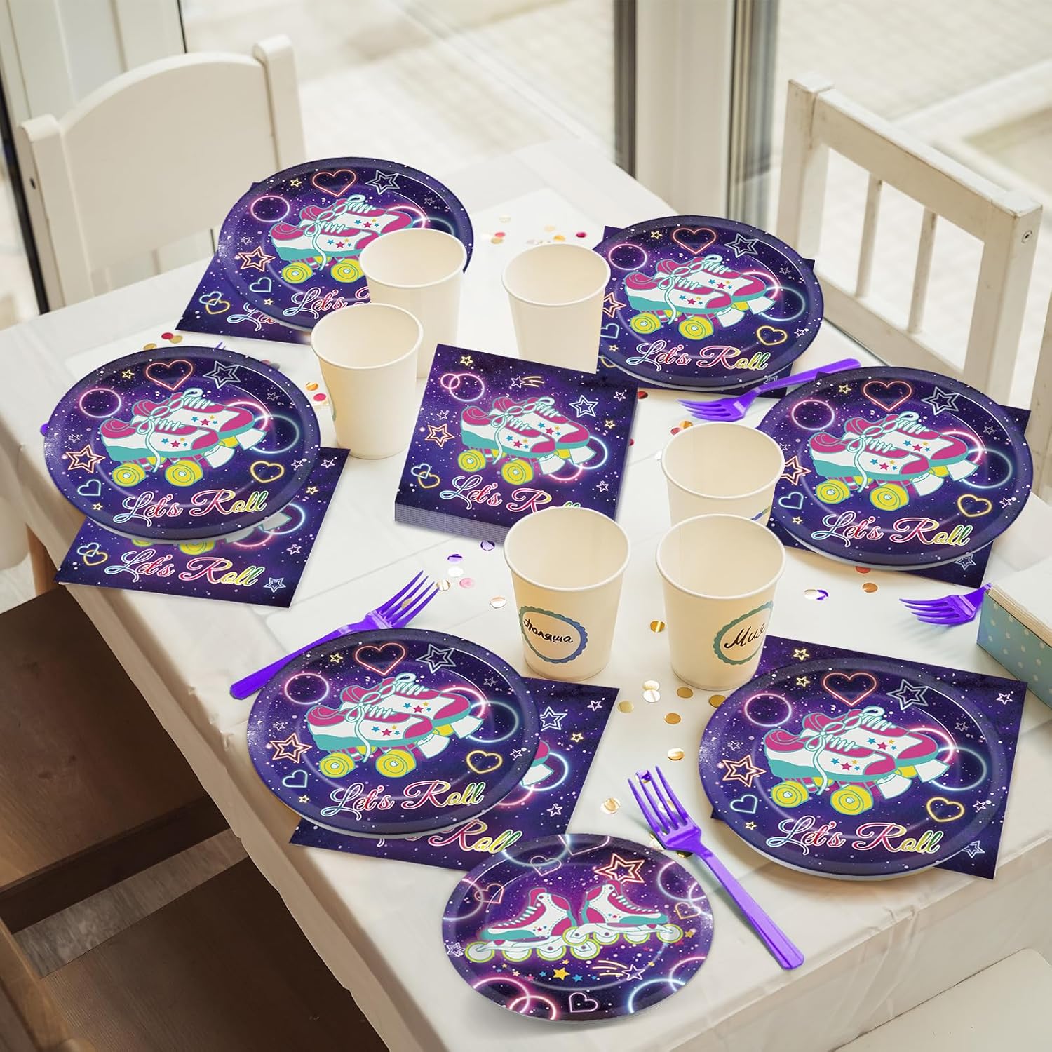 96 piezas de suministros de fiesta de patinaje sobre ruedas, platos de papel con temática de rollo, platos de patinaje y servilletas, decoraciones