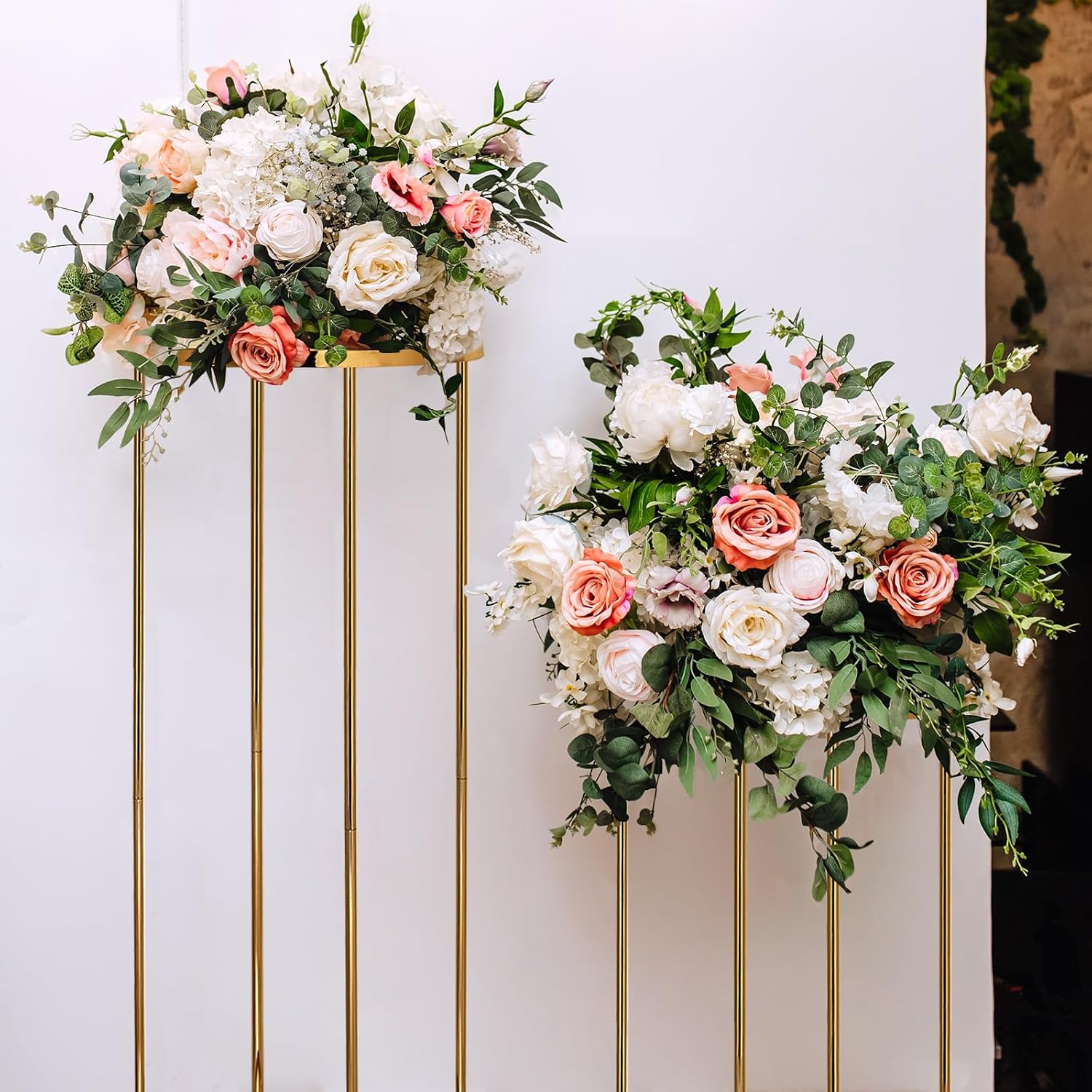 Juego de 2 soportes dorados para flores de boda, juego de 2 jarrones de metal, columna geométrica para mesa de boda, centros de mesa de mesa de 23.4