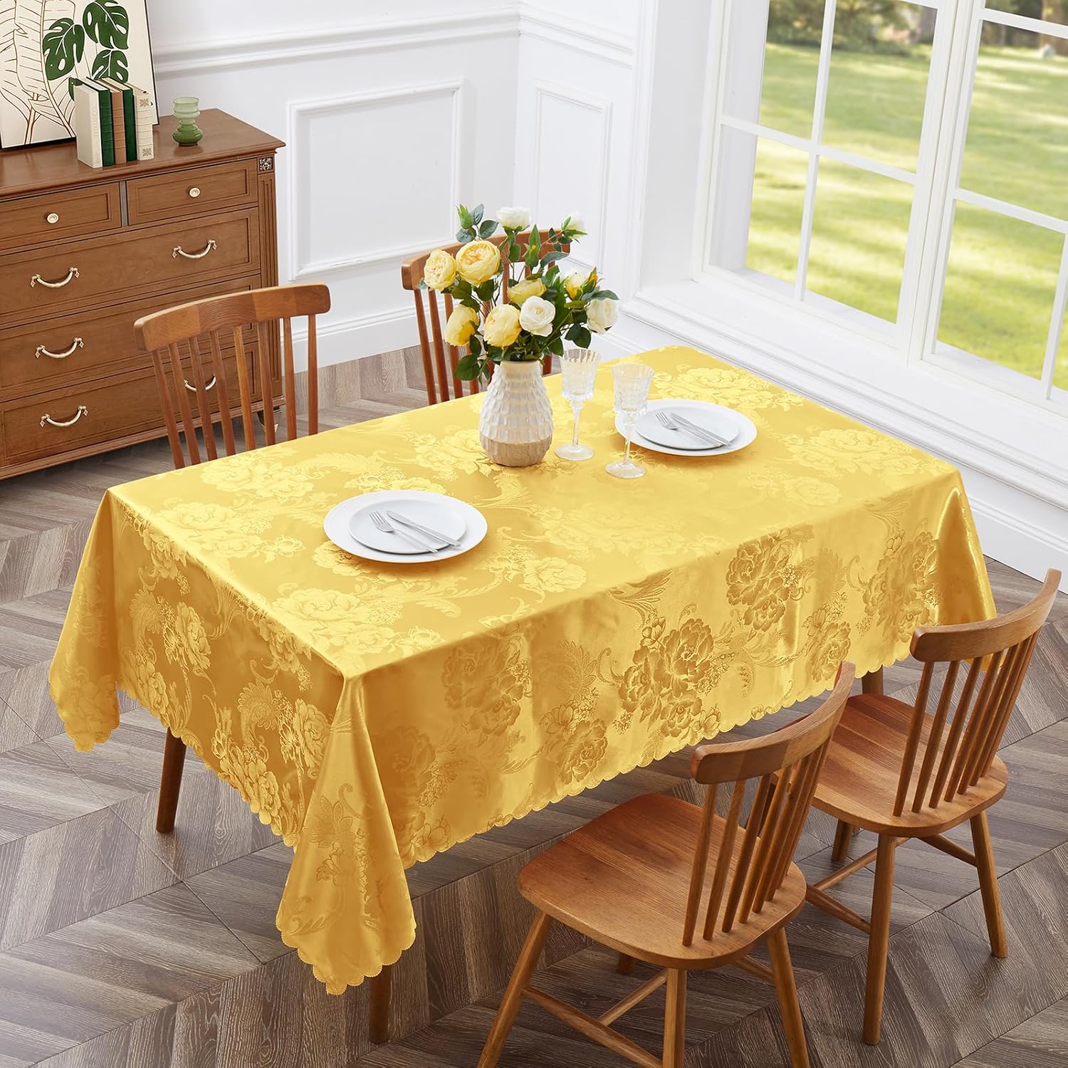 KKJIAF Paquete de 4 manteles jacquard de satén dorado de 60 x 102 pulgadas, mantel rectangular de damasco con patrón de peonía, mantel de satén de