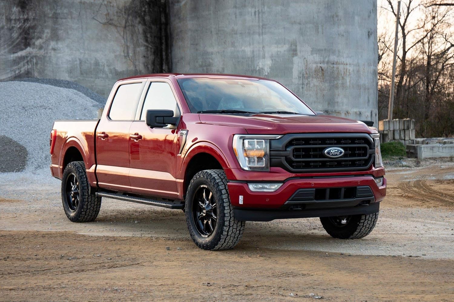 Rough Country Kit de elevación de suspensión de nailon de 2 pulgadas para Ford F-150 2WD4WD 21-24 – 57100