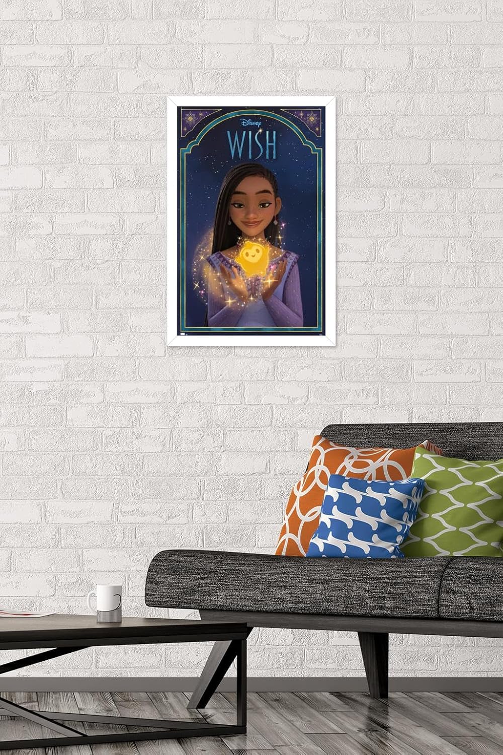 Trends International Disney Wish – Póster de pared Asha & Star, 14.72 x 22.37 pulgadas, versión enmarcada en blanco