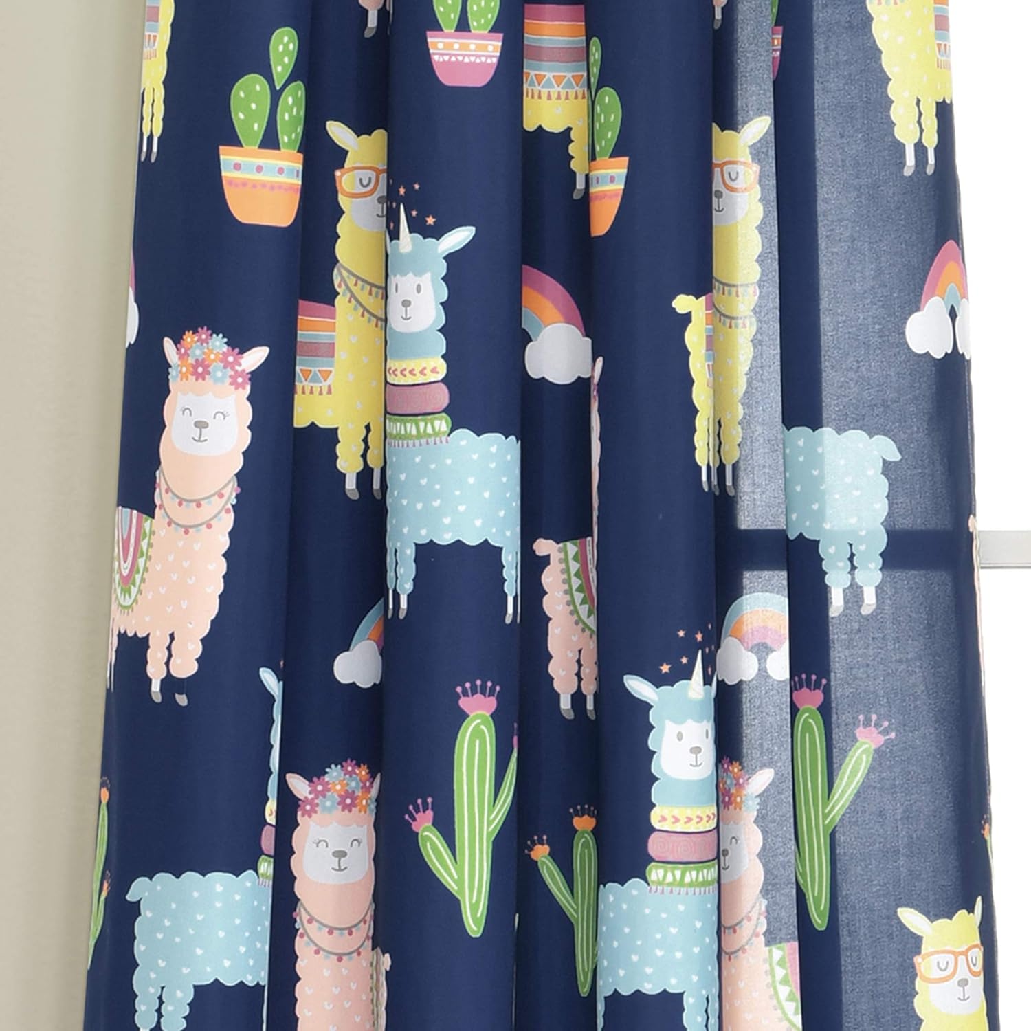 Lush Decor Southwest – Panel de cortina de ventana de cactus llama, par, 52 pulgadas de ancho x 84 pulgadas de largo, azul marino y amarillo,