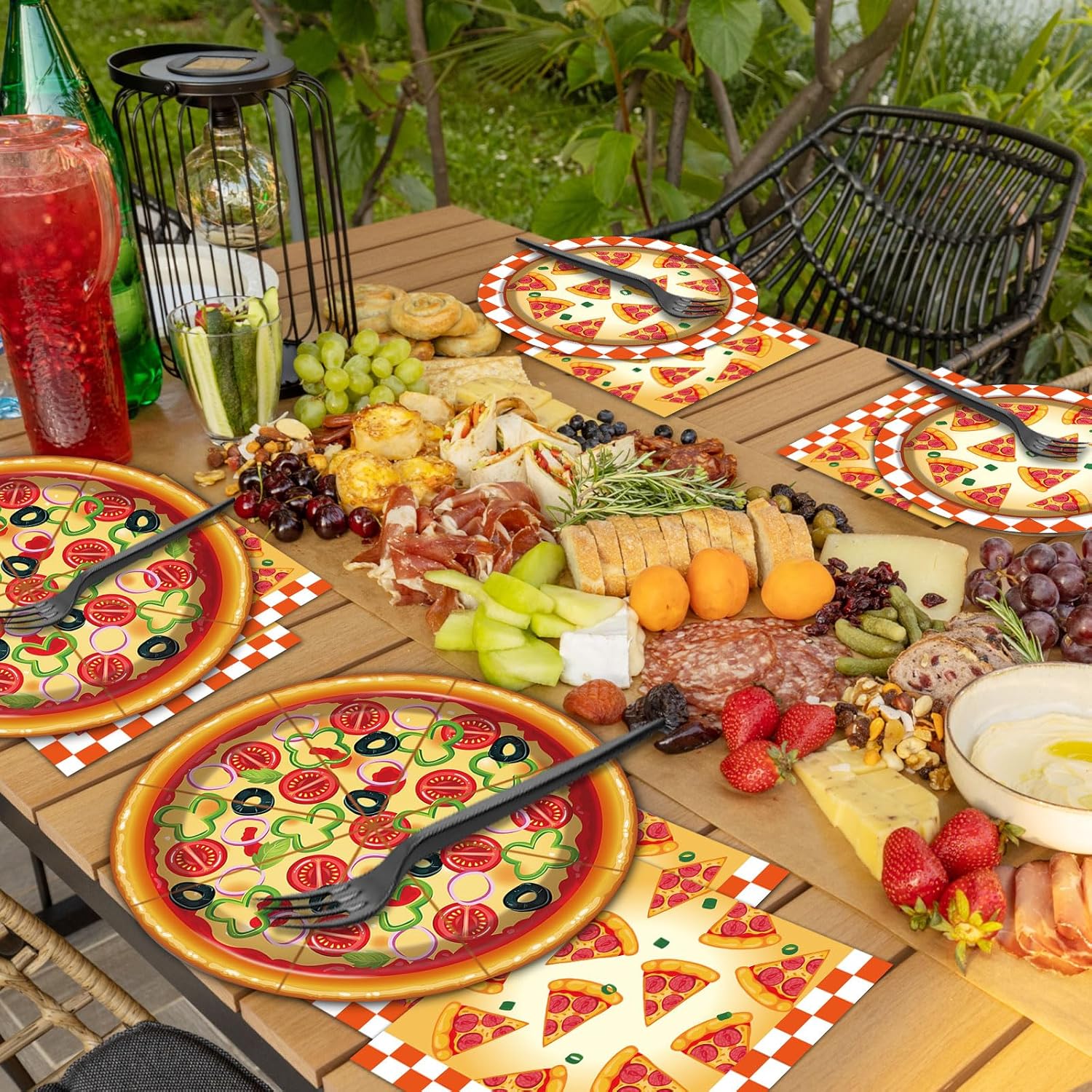 Qyeahkj Juego de platos y servilletas para fiesta de pizza, para 50 invitados, para fiestas de cumpleaños, decoración de vajilla para niños, niñas,