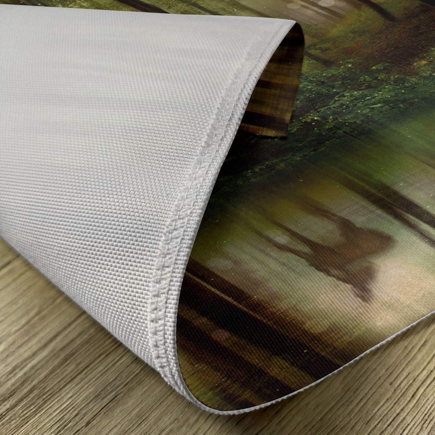 Ambesonne Nature – Juego de 4 manteles individuales de tela lavable para mesa de comedor, tamaño estándar, diseño de ciervos en el bosque con