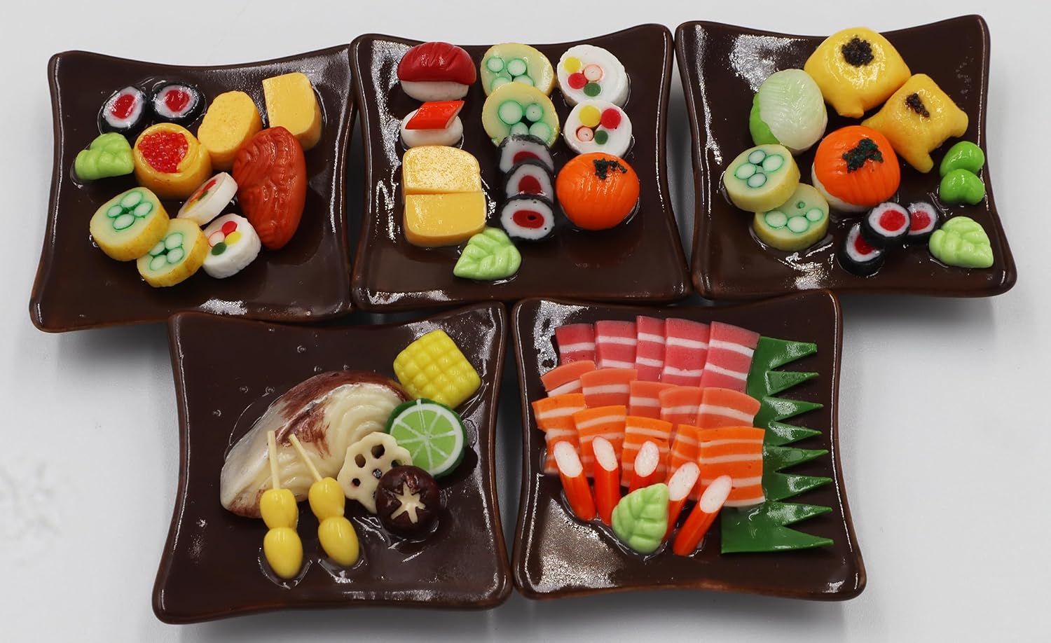 Juego de 5 piezas de comida en miniatura de sushi Bento en plato de cerámica, casa de muñecas, alimentos en miniatura, para el hogar, cocina en