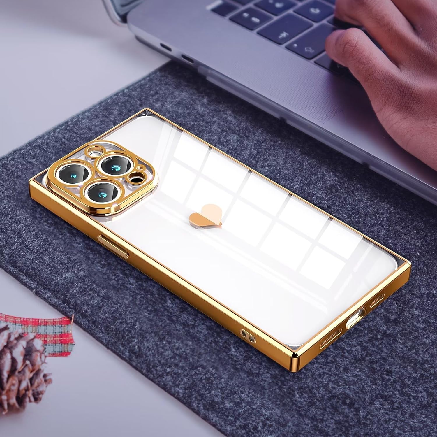 Tzomsze Funda compatible con iPhone 15 Pro con purpurina degradado, transparente y brillante con bonito patrón de corazón, protección completa de