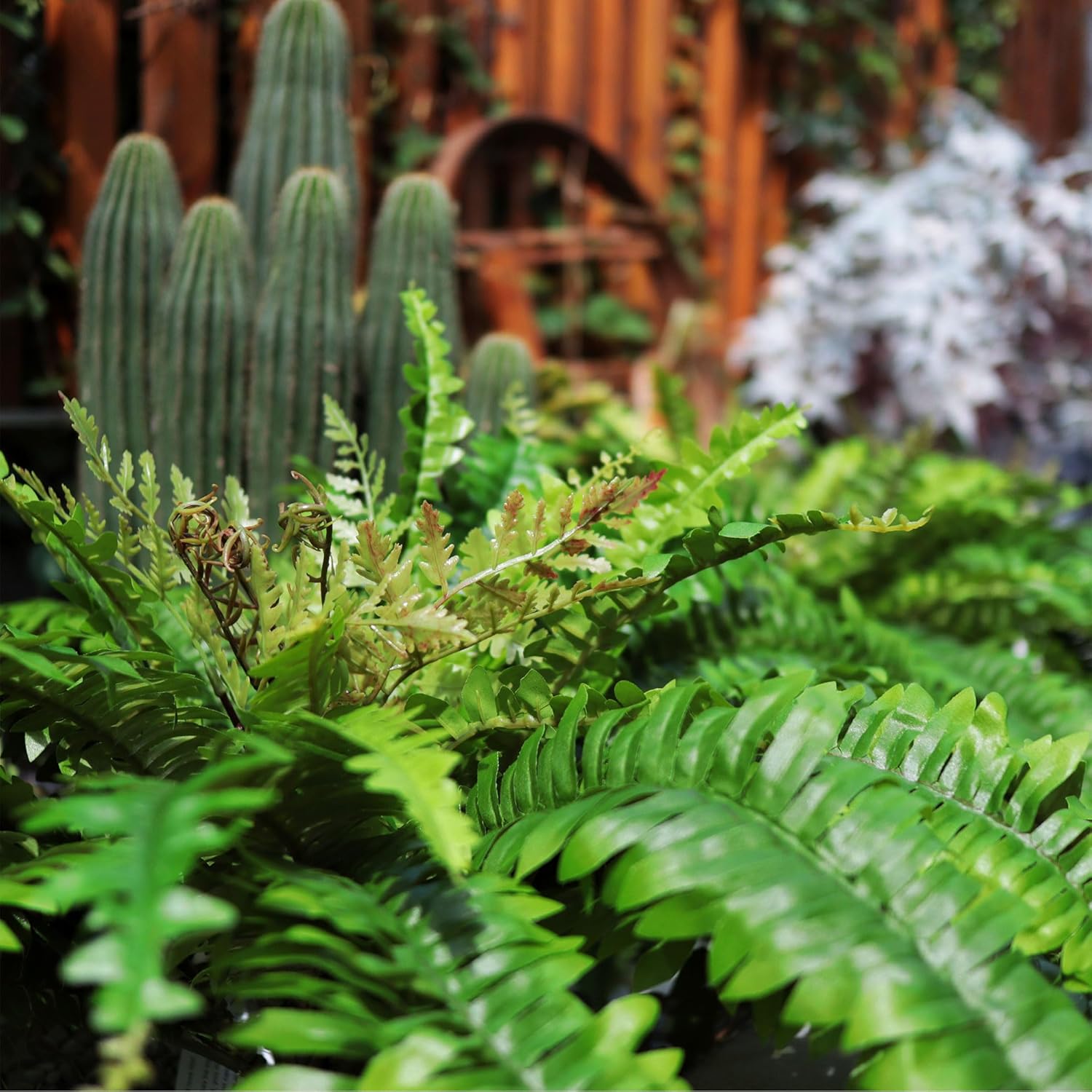 Helechos artificiales para exteriores e interiores, helechos artificiales grandes de 40 pulgadas de 39 Fronds, planta falsa de helecho Boston para