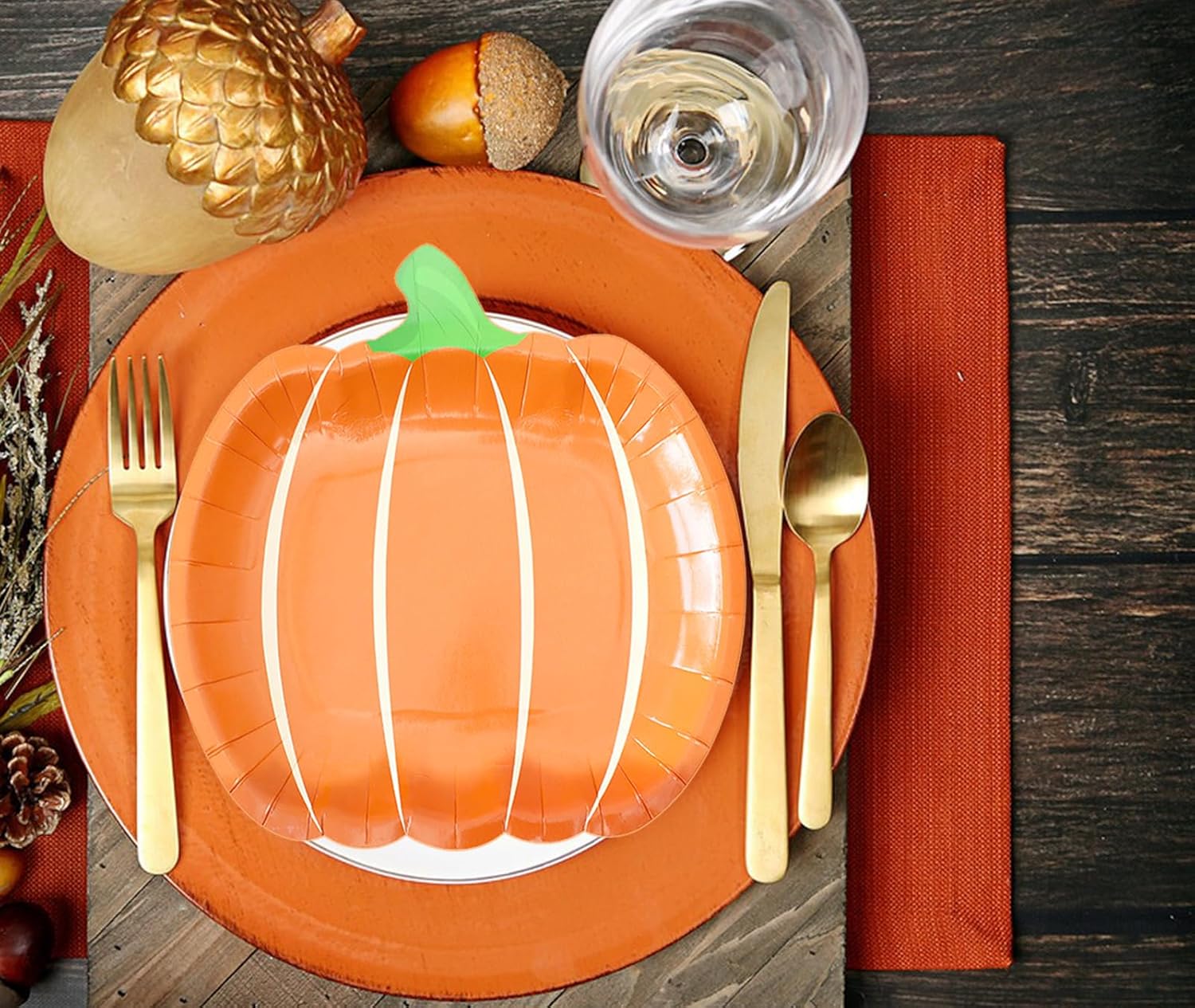 QXBXYHM 25 platos de papel de calabaza de otoño, platos desechables para fiesta de cosecha de otoño, platos de cena naranja para Acción de Gracias,