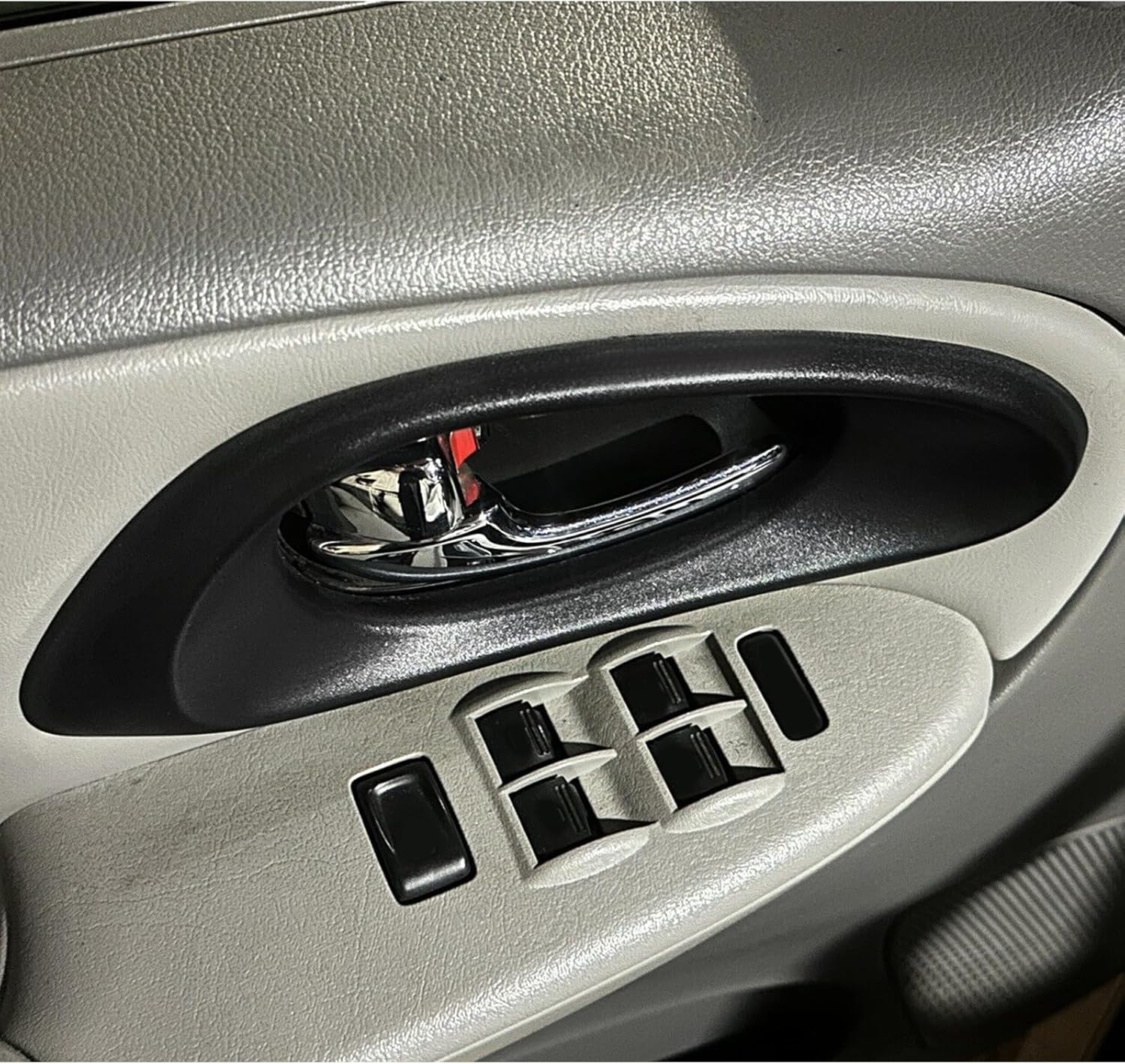 ECOTRIC Manija de puerta con biseles interiores compatibles con Chevrolet Trailblazer 2002-2009 Par Driver Passenger RH LH Negro Izquierdo Derecho