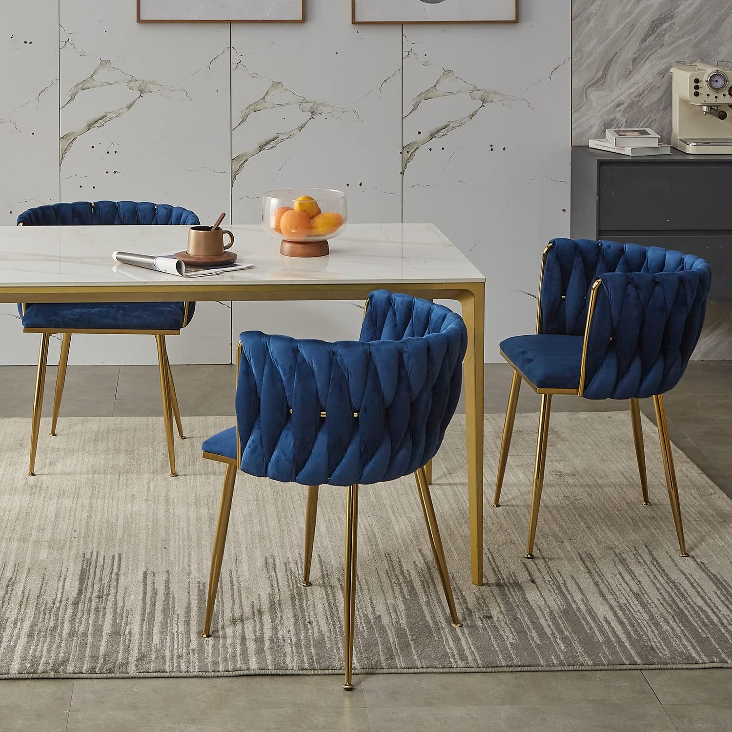 Tsuysi Juego de 2 sillas de comedor de terciopelo, sillas de comedor modernas doradas con patas de metal, sillas de comedor tapizadas tejidas para