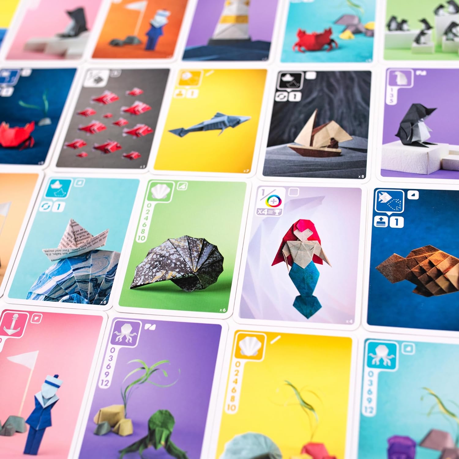 Pandasaurus Games Juego de cartas de sal marina y papel, juego de estrategia con temática oceánica, ritmo rápido y táctico, divertido juego familiar