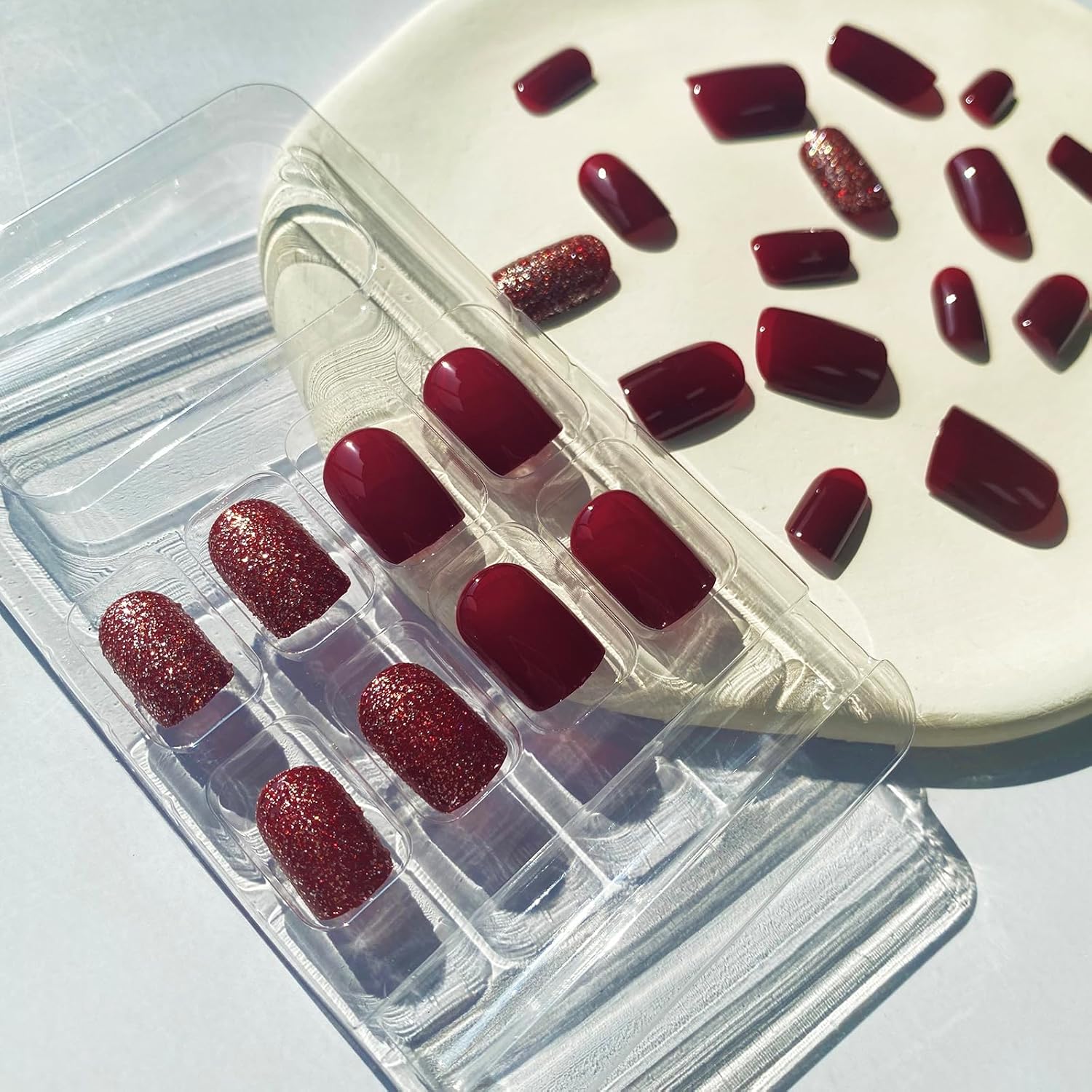 Uñas postizas cortas a presión color burdeos, uñas acrílicas de color sólido, uñas postizas de otoño, uñas postizas de forma cuadrada, uñas con