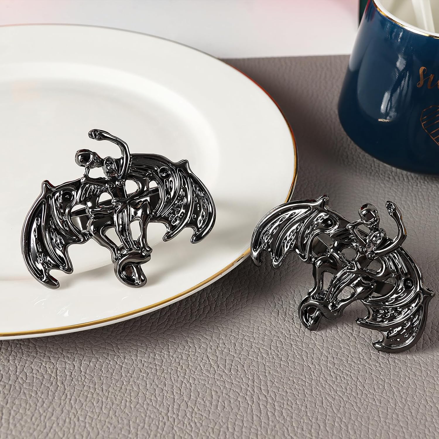 Juego de 6 servilleteros de metal, servilleteros de Halloween para cena, banquete de fiesta de vacaciones, decoración de mesa de buffet (murciélago)