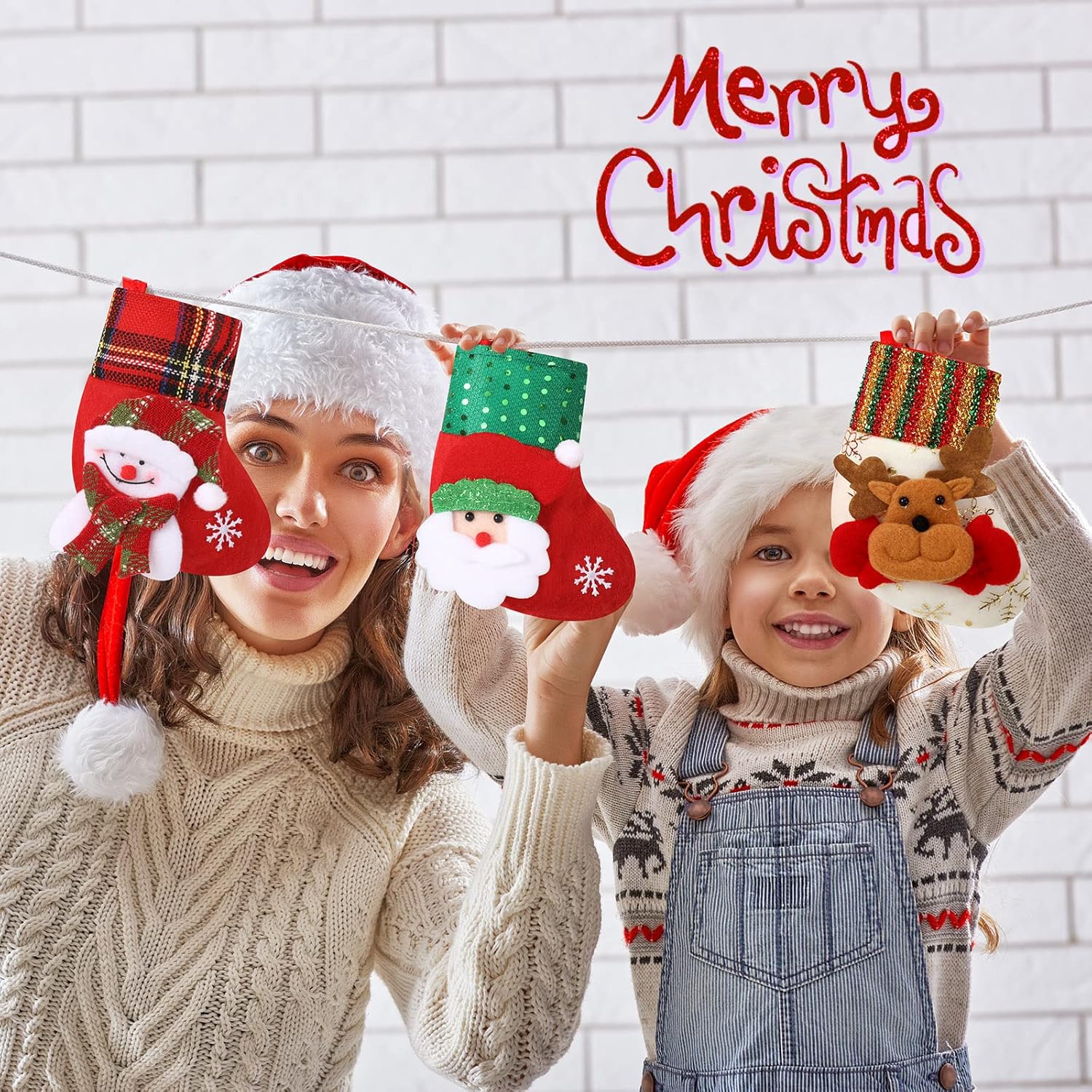 30 mini medias de Navidad a granel de 6.3 pulgadas, mini medias de Navidad 3D, soporte para tarjetas de regalo, muñeco de nieve, Papá Noel, reno,