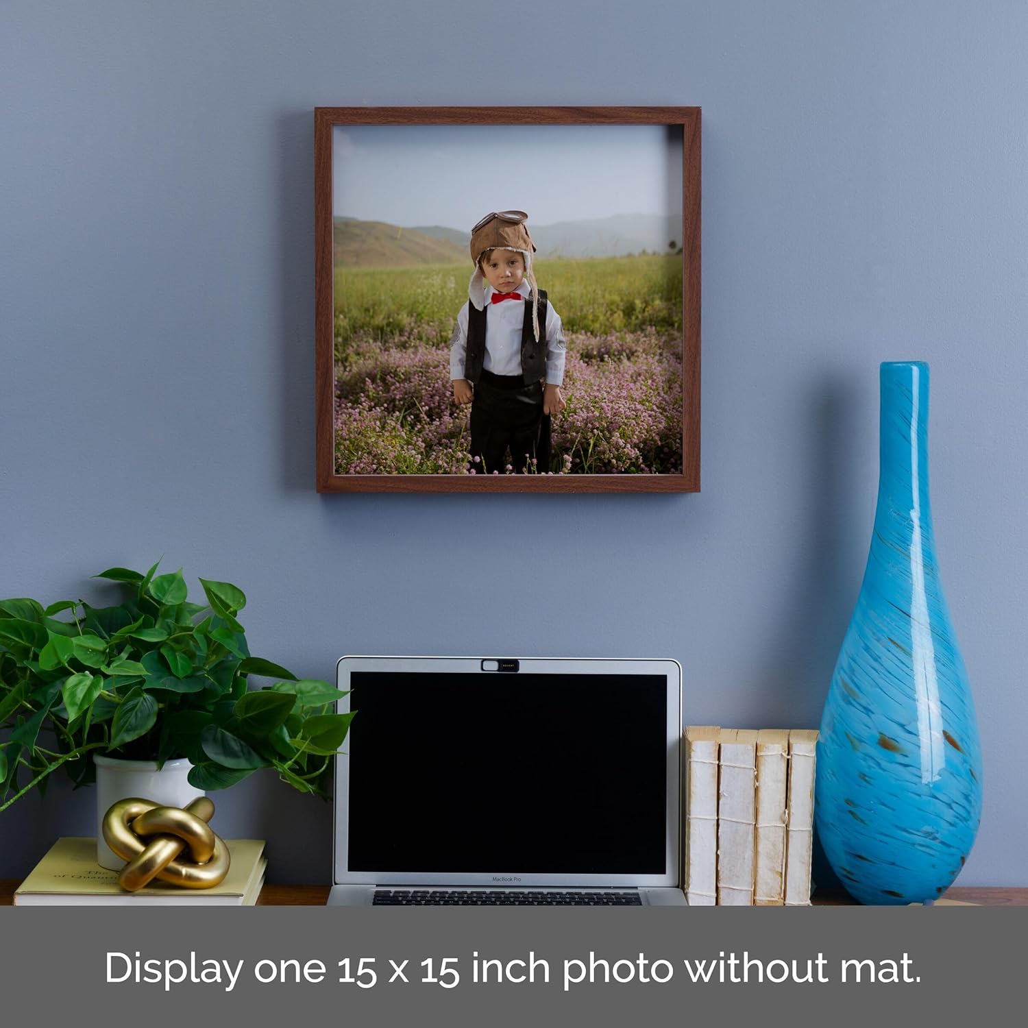 Mikasa Wood Gallery – Marco de pared de 15 x 15 pulgadas, mate a 5 x 7, 16 x 1.57 x 16 pulgadas, nogal