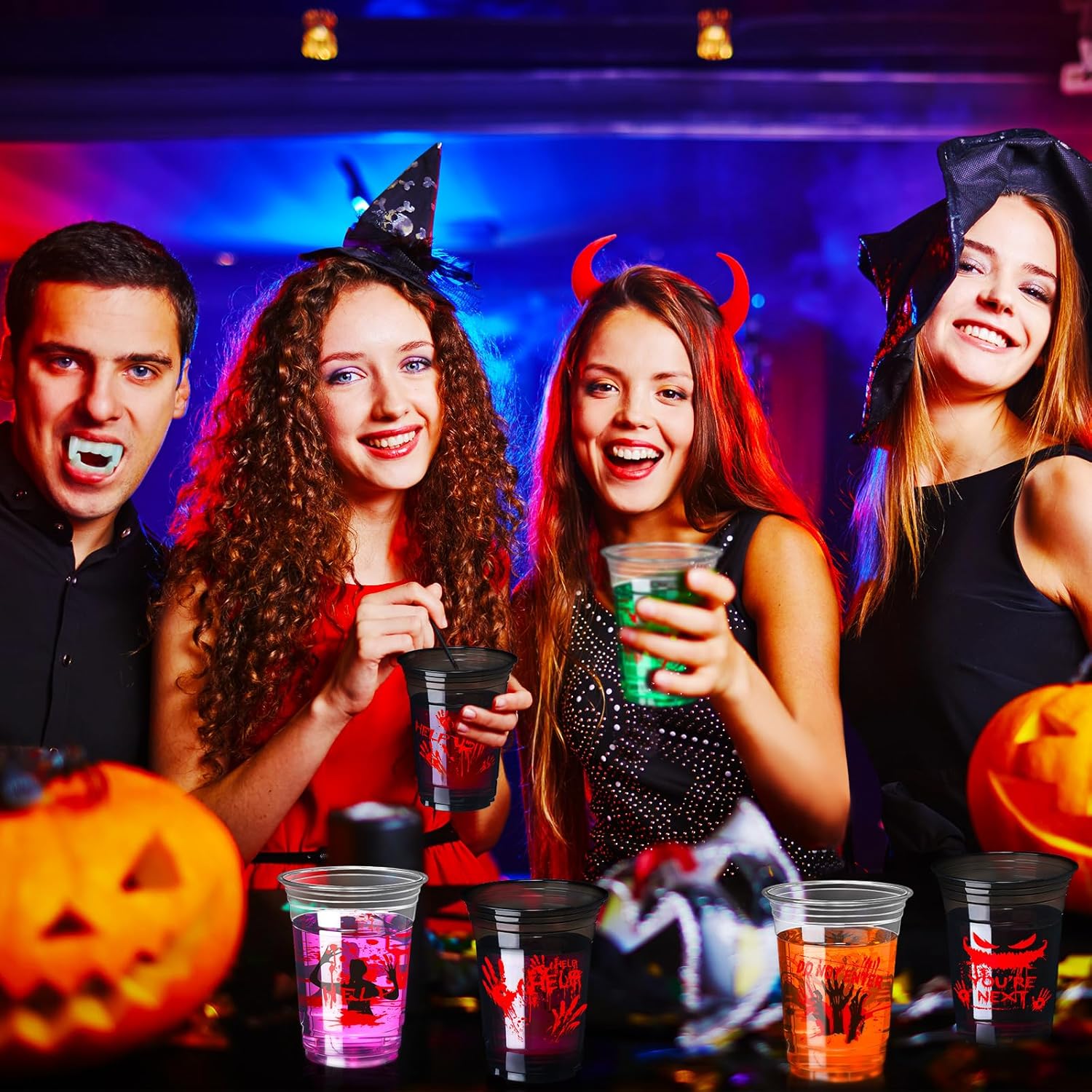 Sliner Paquete de 120 tazas de Halloween de 16 onzas con estampado de sangre de plástico con estampado de mano sangrienta, vasos desechables para