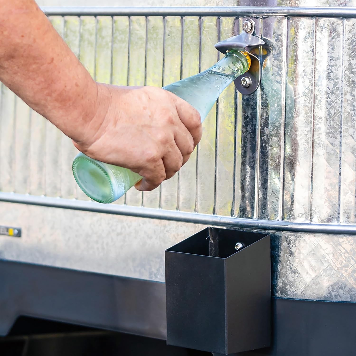 Permasteel Enfriador de patio con ruedas y asas de acero galvanizado para exteriores