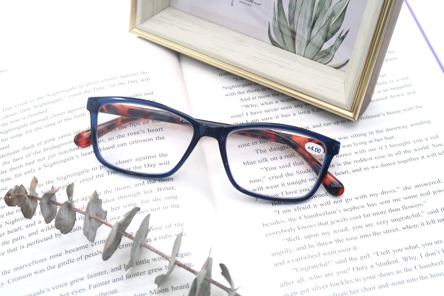 Gafas de lectura para hombres y mujeres, paquete de 4 + 1.75 lectores  Marco clásico cuadrado ligero con cómodas gafas de bisagra fuerte para leer