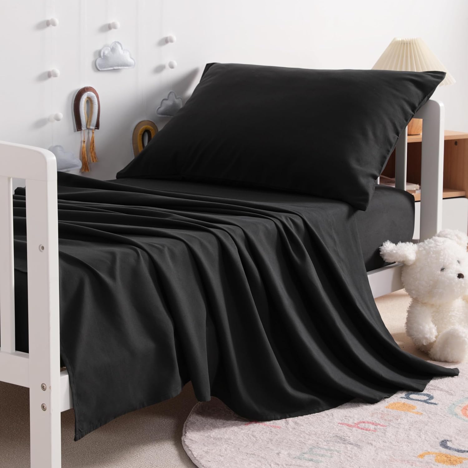 NTBAY Juego de sábanas de microfibra para cuna de 3 piezas para bebé, sábana encimera y funda de almohada, color negro