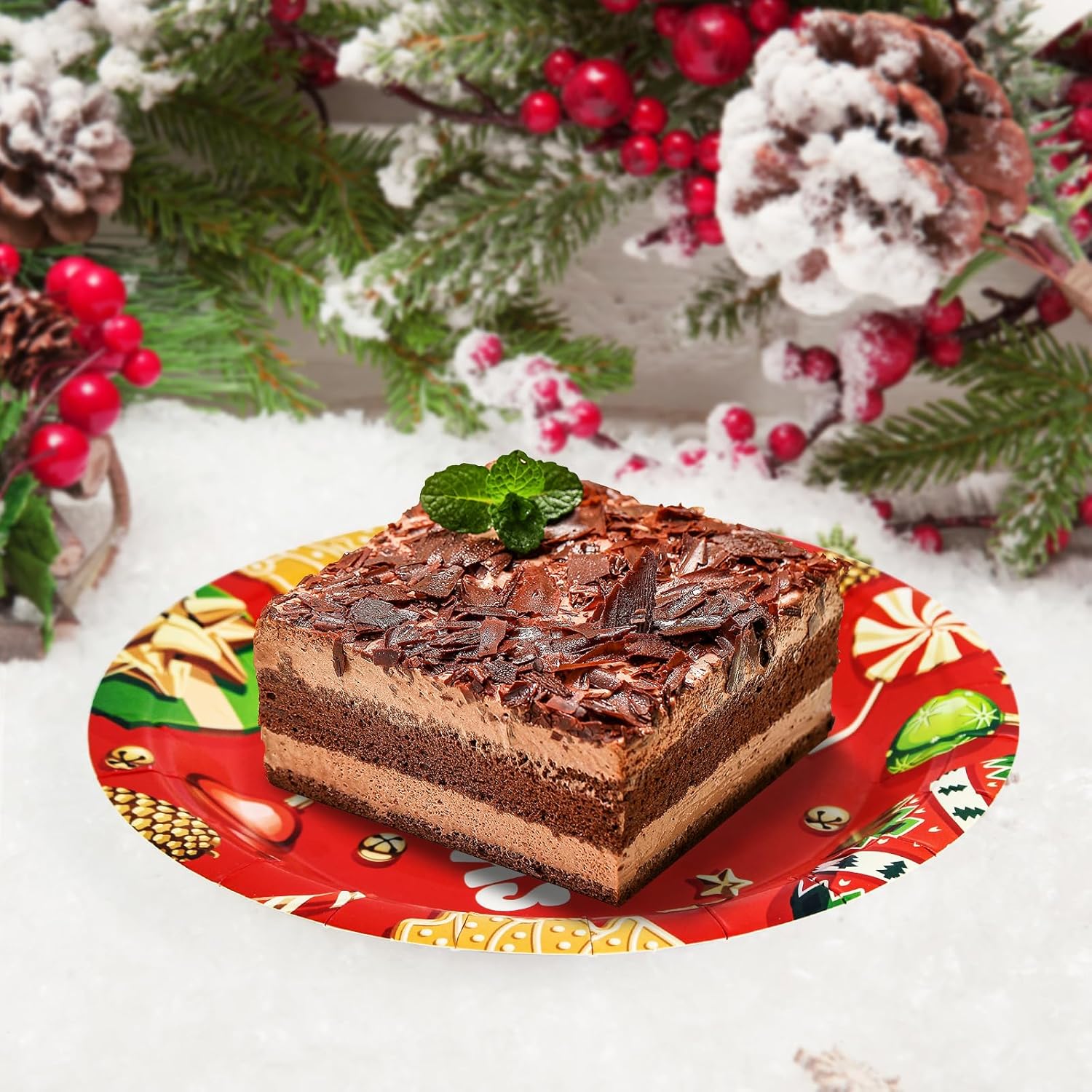 KFJBPB Paquete de 50 platos de papel de Navidad de 7 pulgadas, platos de papel desechables rojos de Feliz Navidad, platos de postre de Navidad,
