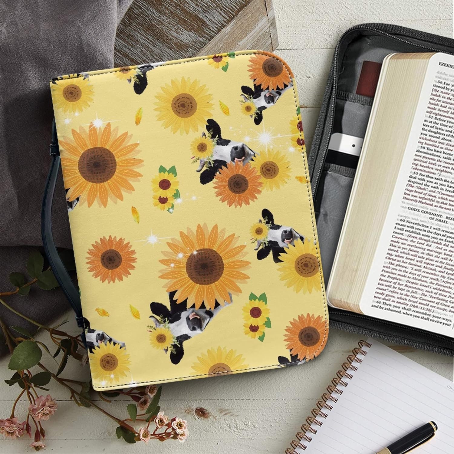 Funda de piel con diseño de vaca y girasol para la Biblia, funda de cuero para la Biblia, bolsa de transporte con bolsillos con cremallera, asa para
