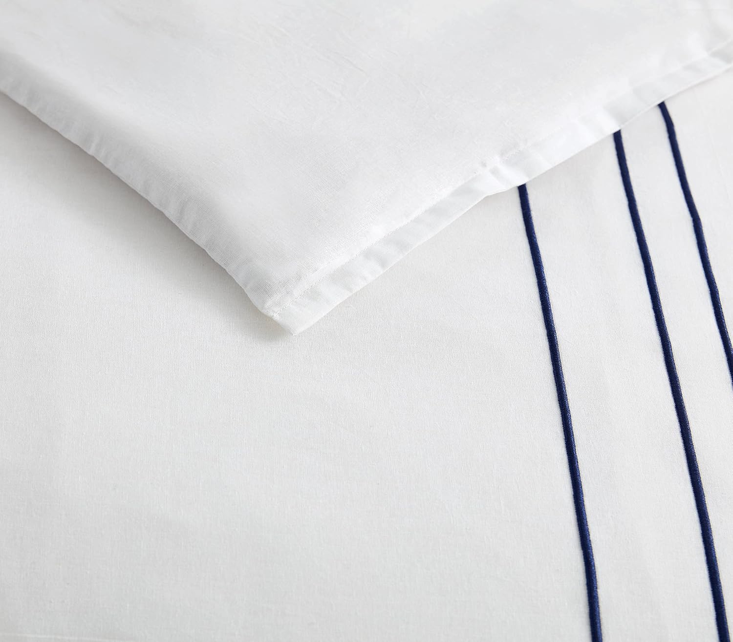 Nautica – Juego de funda de edredón tamaño King, ropa de cama suave con fundas a juego, decoración bordada inspirada en el hotel (azul marino Alden,