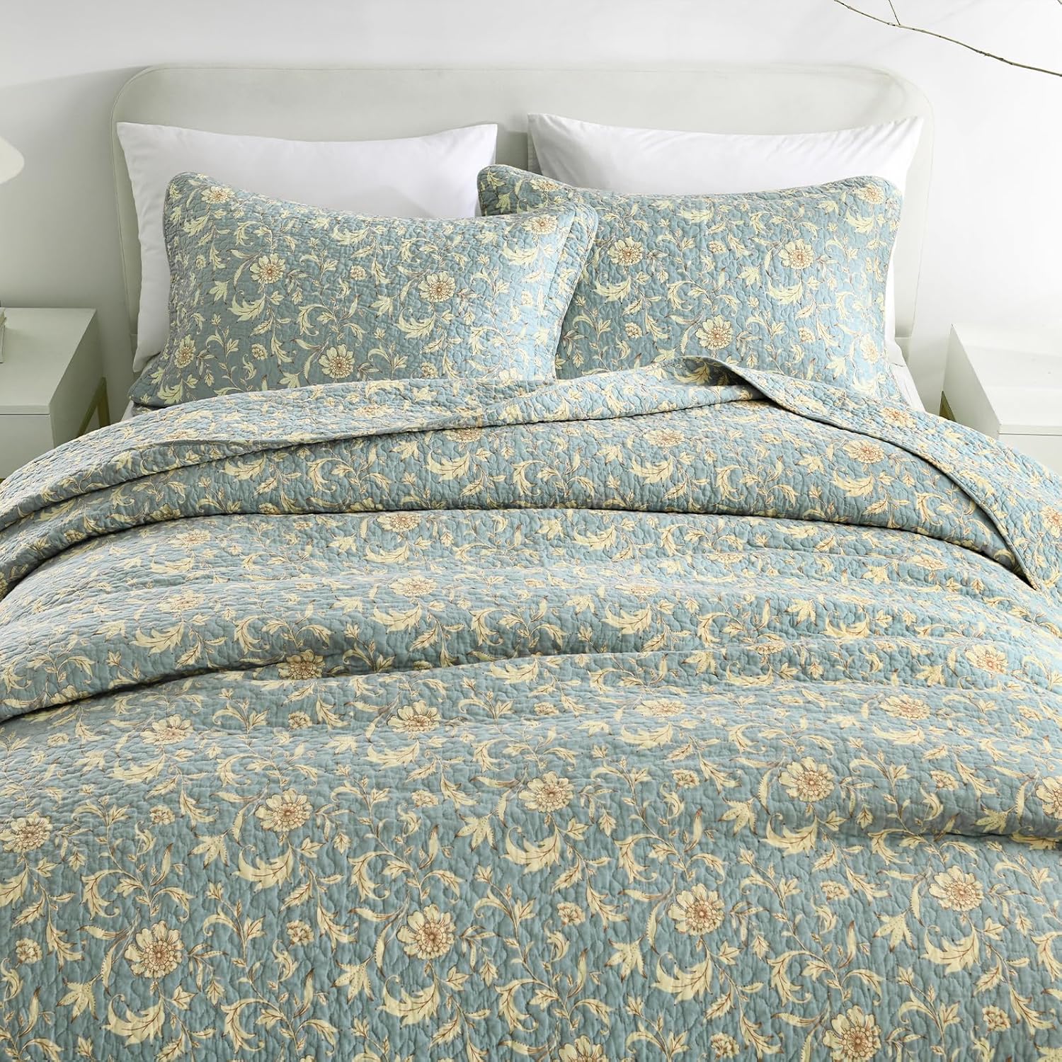 Finlonte Colchas tamaño Queen 100% algodón ligero suave Queen Colcha Vintage Botánico Acolchado Colcha Azul Edredón Beige Floral Reversible Juego de