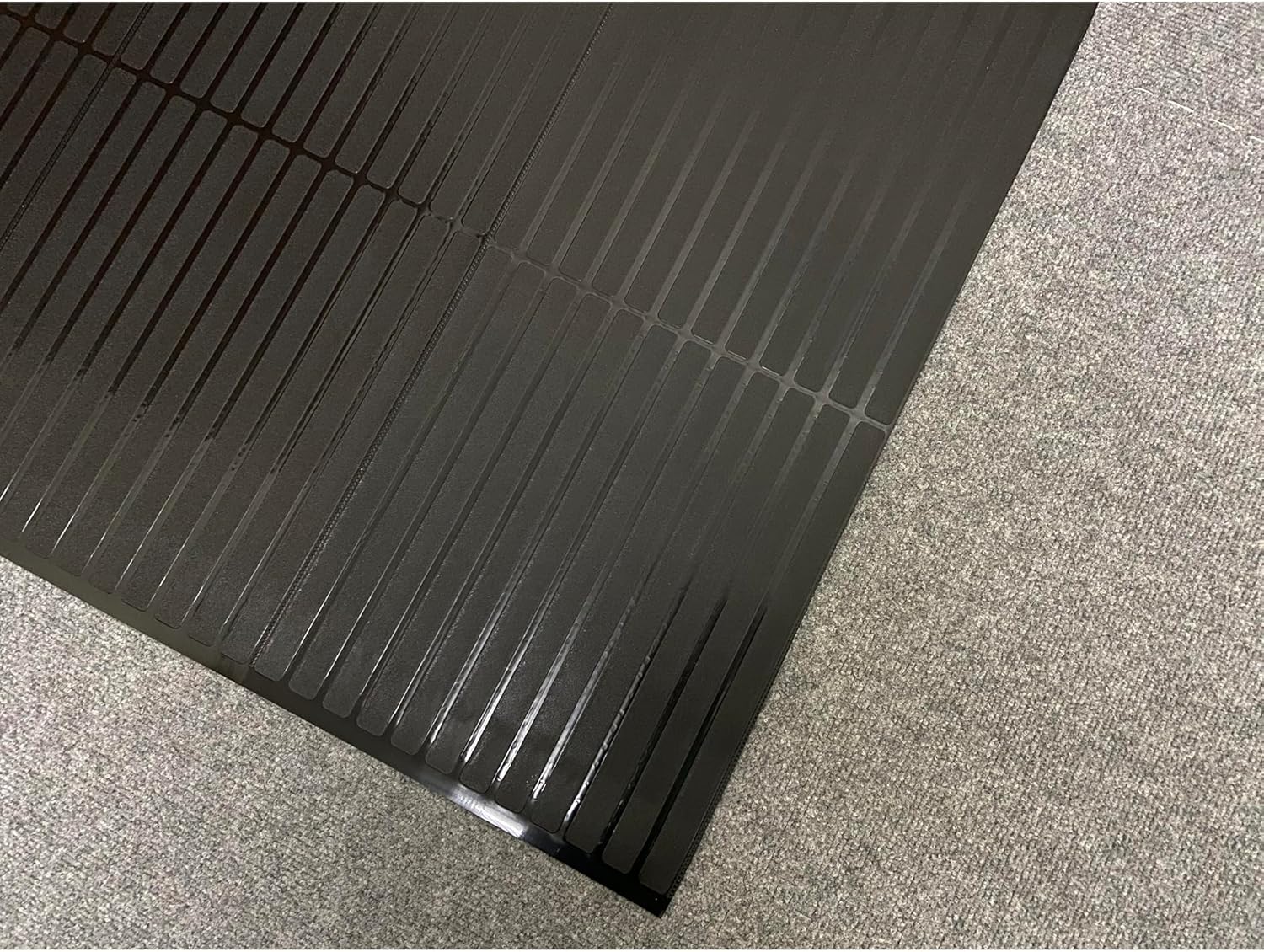 Floor Protector Collection – Alfombra protectora personalizable para interiores, impermeable, antideslizante, con diseño negro, para entrada, patio,