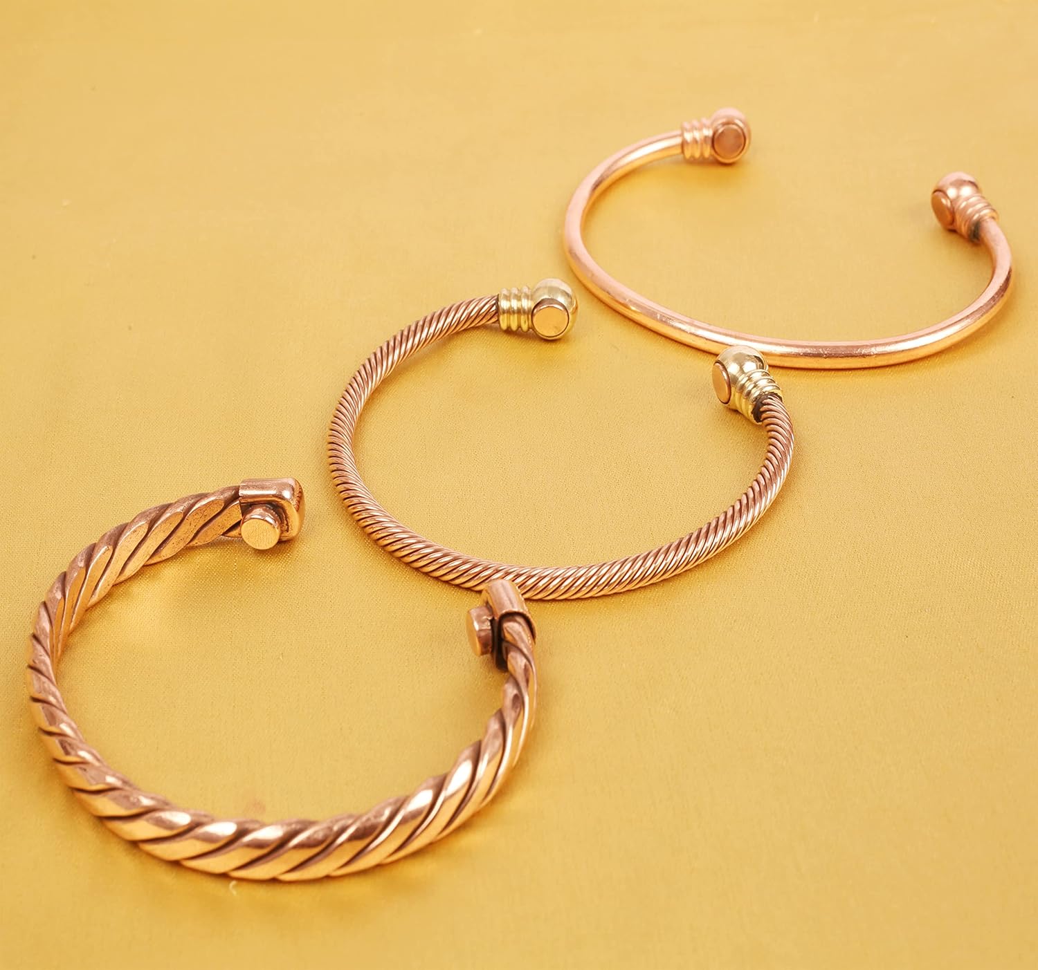 Touchstone Pulsera de cobre estilo tibetano. Forjado a mano con cobre sólido y de alto calibre para mujeres y hombres. Combo de diferentes diseños