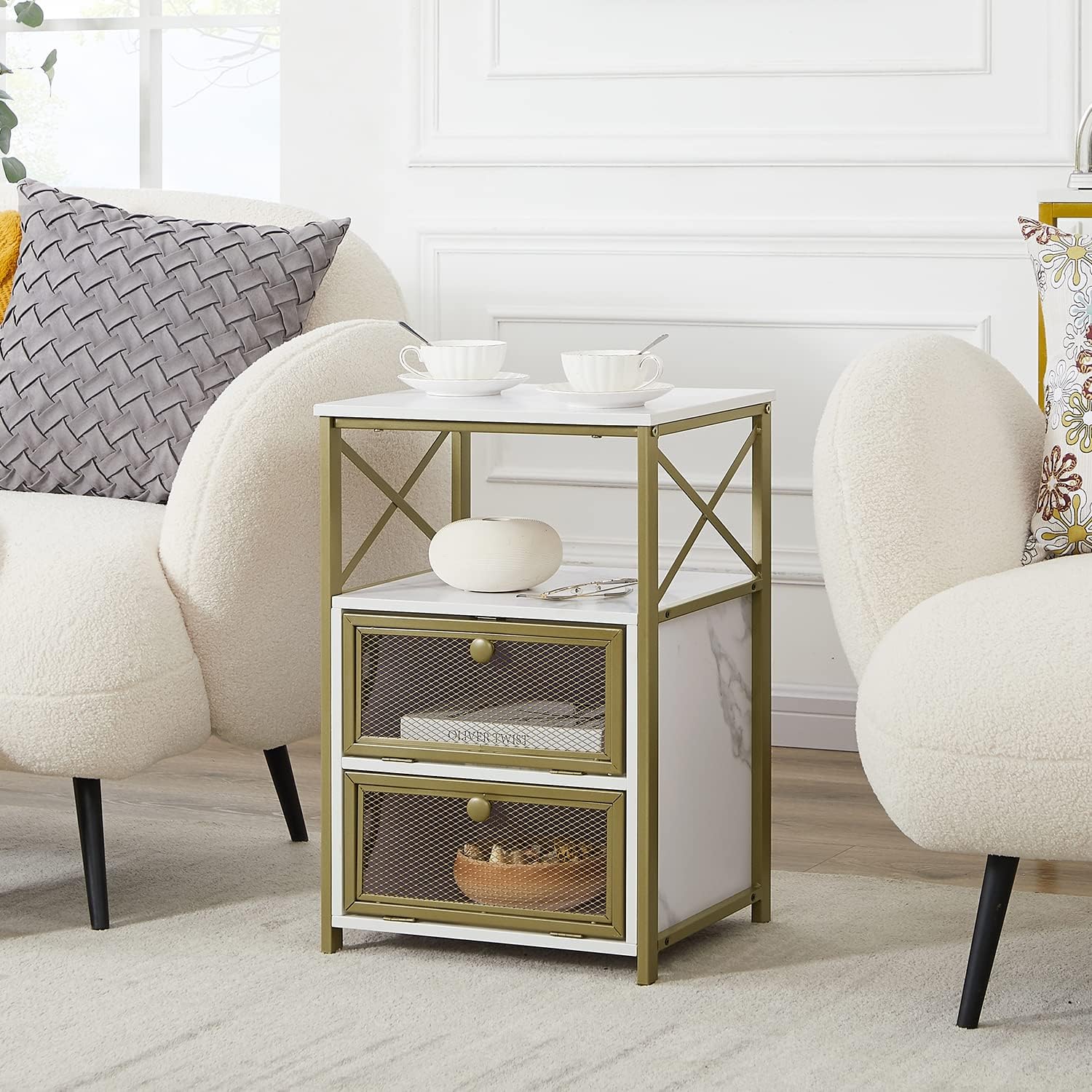 VECELO – Mesita de noche, mesa auxiliar con espacio de almacenamiento y puerta, mesita de noche modernas para sala de estar, dormitorio, marrón,
