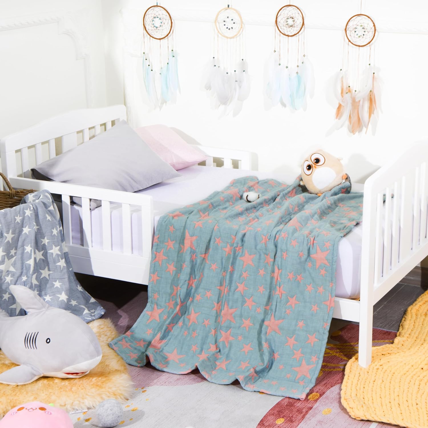 NTBAY Manta de 3 capas para niños pequeños, manta de muselina de algodón jacquard para cama, manta térmica ligera para bebé, manta de cuna súper