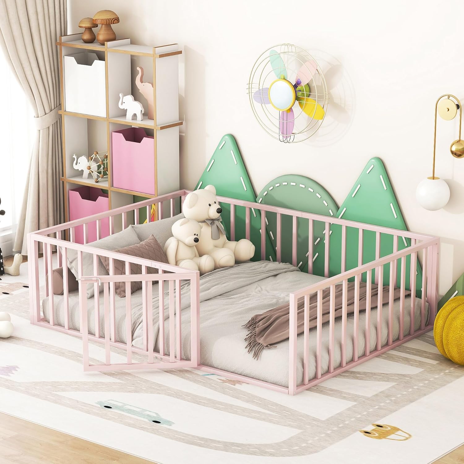 Cama de suelo de tamaño matrimonial para niños, camas Montessori con rieles y puerta, marco de cama de metal con valla para niños y niñas, rosa