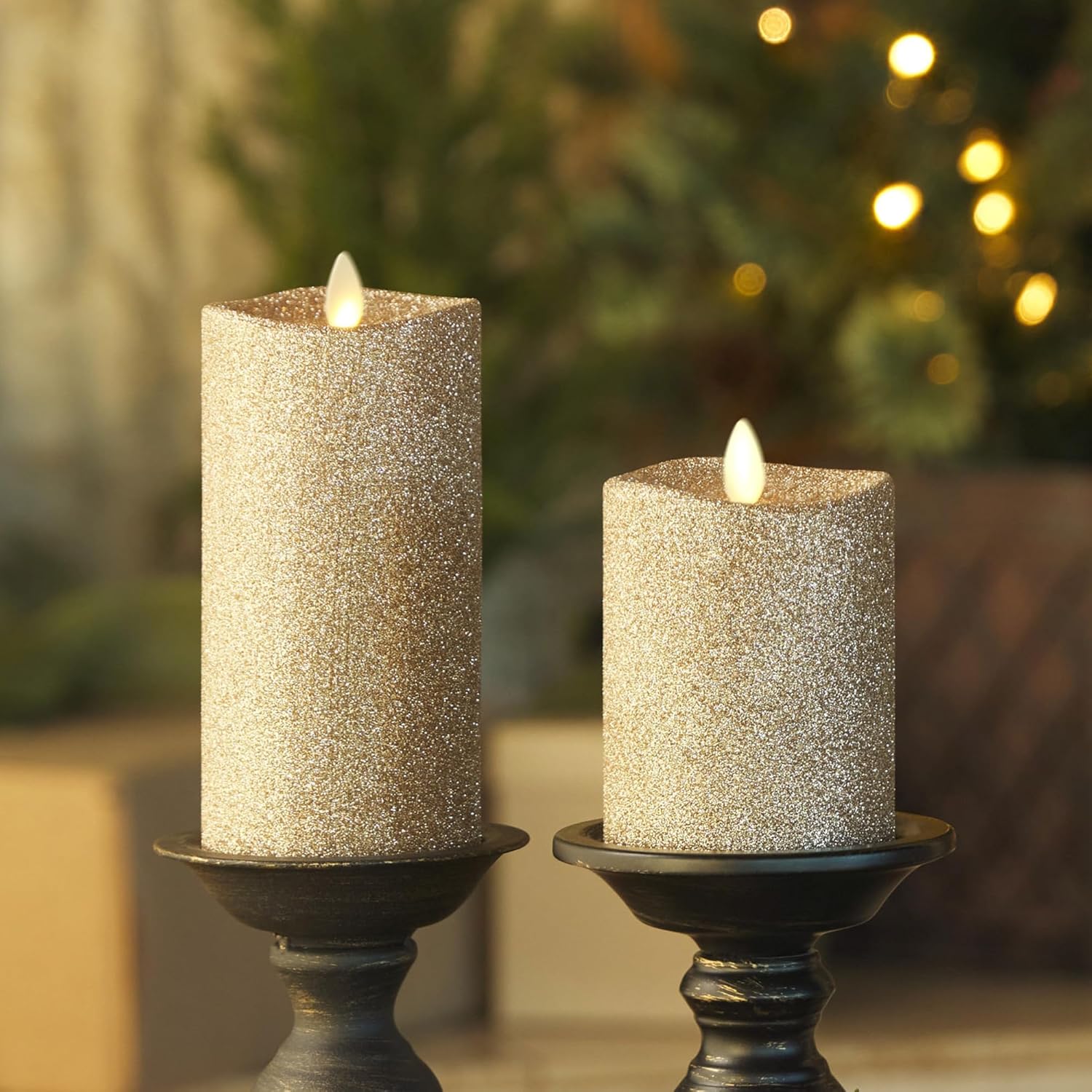 Luminara Vela de purpurina metálica dorada con llama artificial realista (3 x 4 pulgadas) con llama móvil, funciona con pilas, sin perfume, control