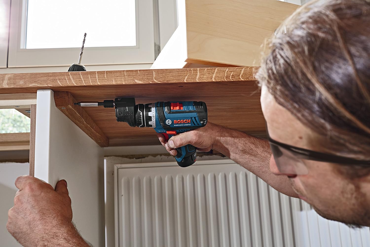 Bosch GSR12V-140FCB22 12V Max Flexiclick 5 en 1 Sistema de taladrodestornillador con 40 piezas de taladro resistente al impacto