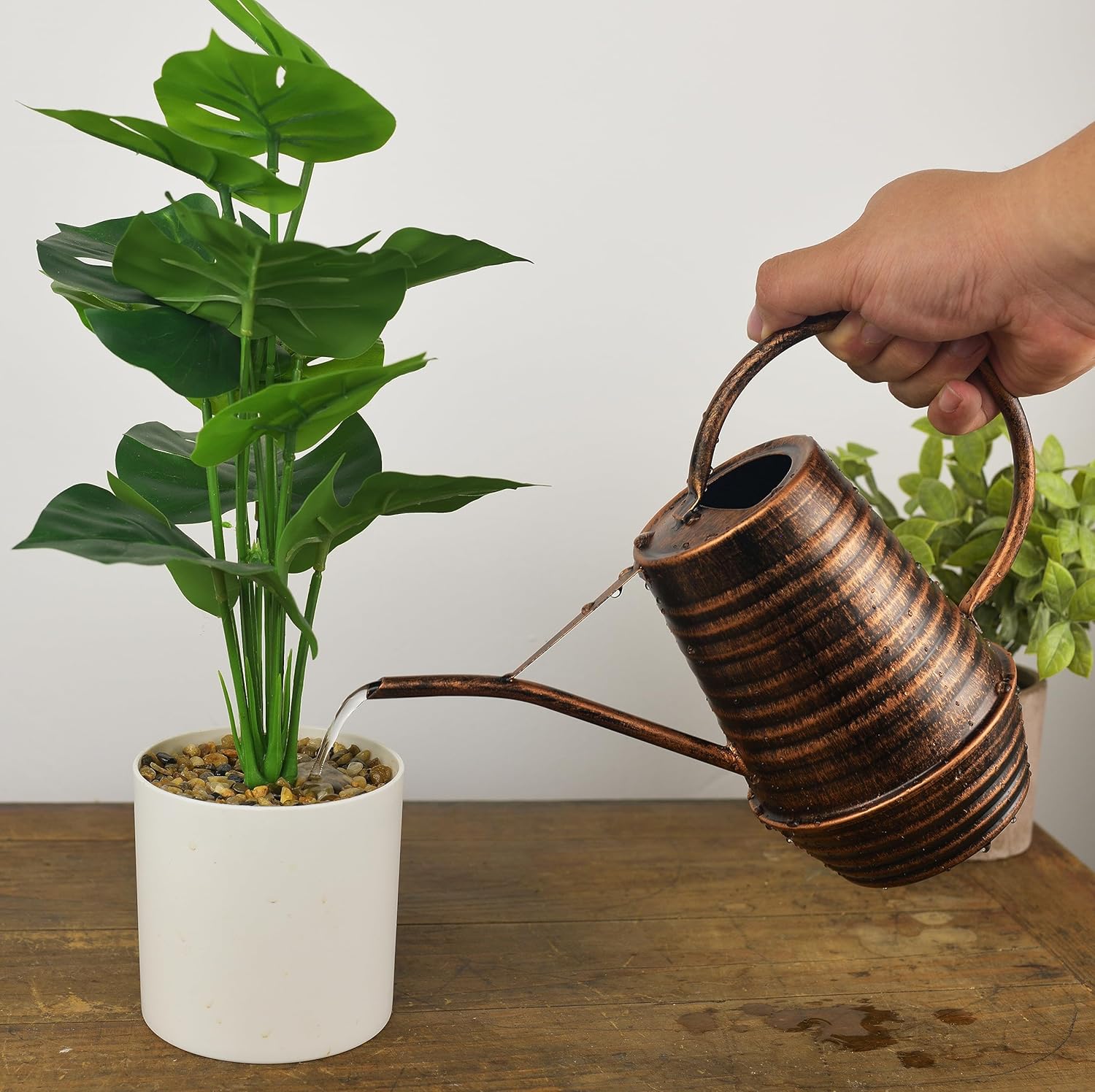 Regadera interior de 0.3 galón34 onzas, regadera de metal con boquilla larga, regadera galvanizada, regadera para plantas de interior (cobre)