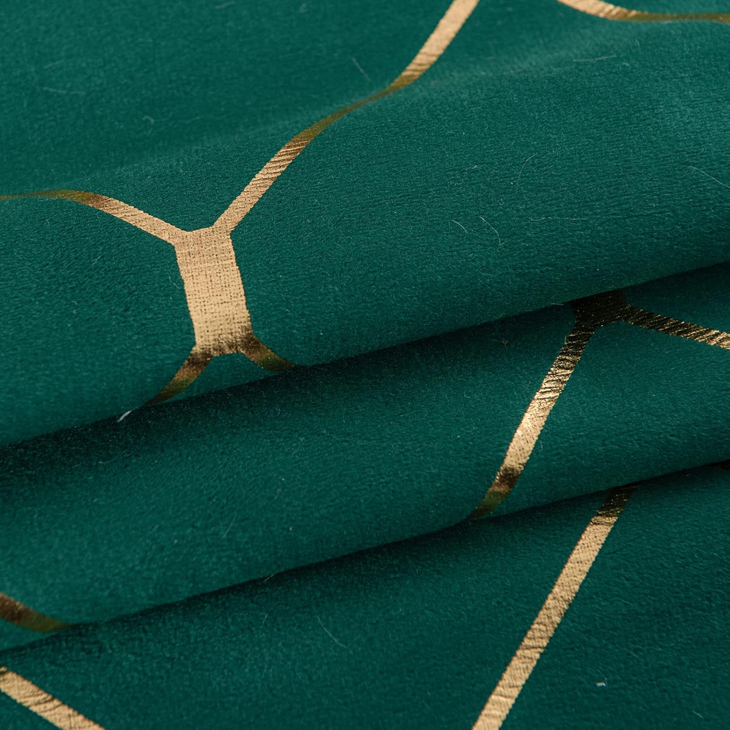 WACOMECO Fundas de almohada doradas, paquete de 2 fundas de cojín decorativas de terciopelo suave para sofá, decoración del hogar, verde esmeralda,