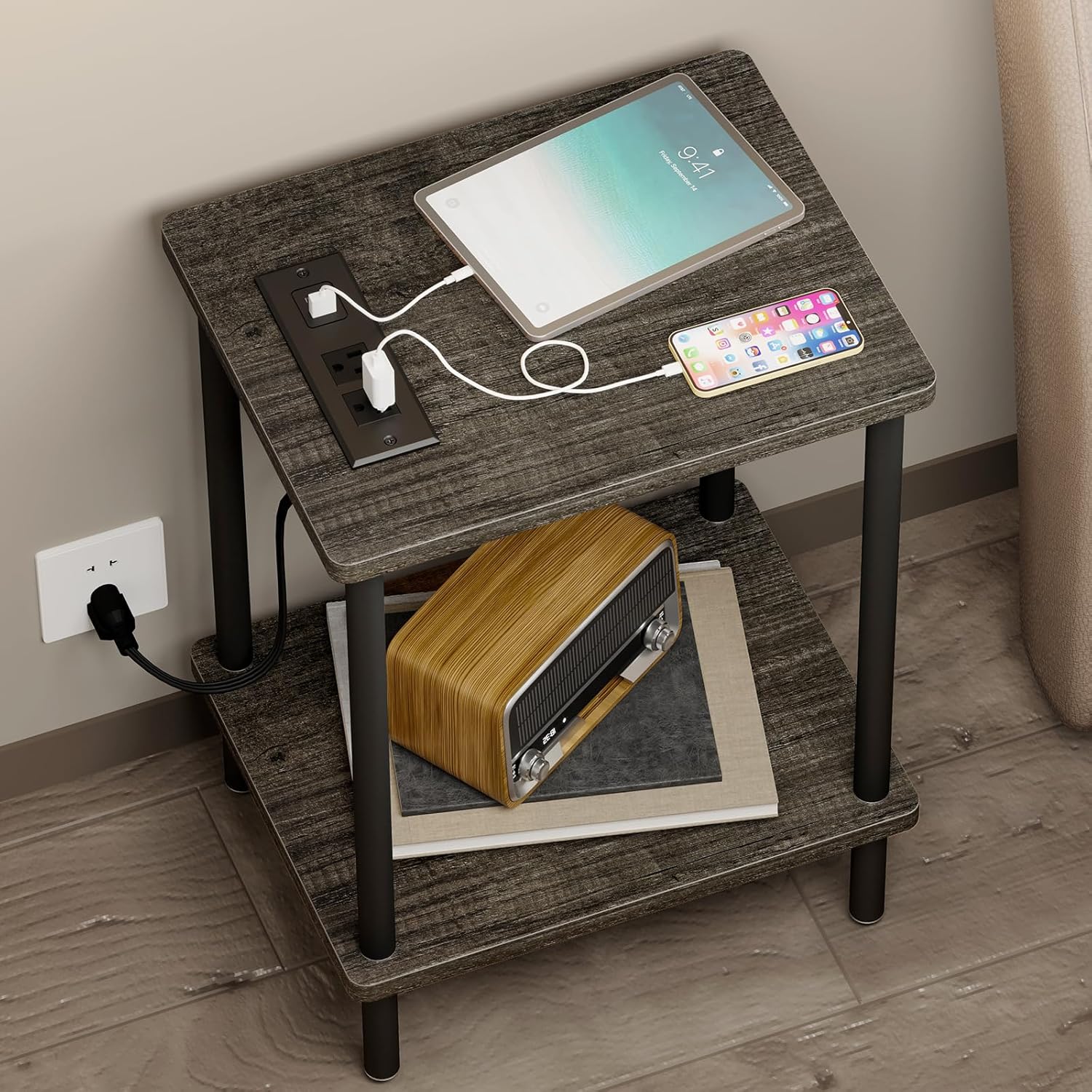 Fixwal Mesita de noche de 2 niveles con estación de carga, juego de 2, mesa auxiliar con puertos USB y tomas de corriente, mesa auxiliar para sala