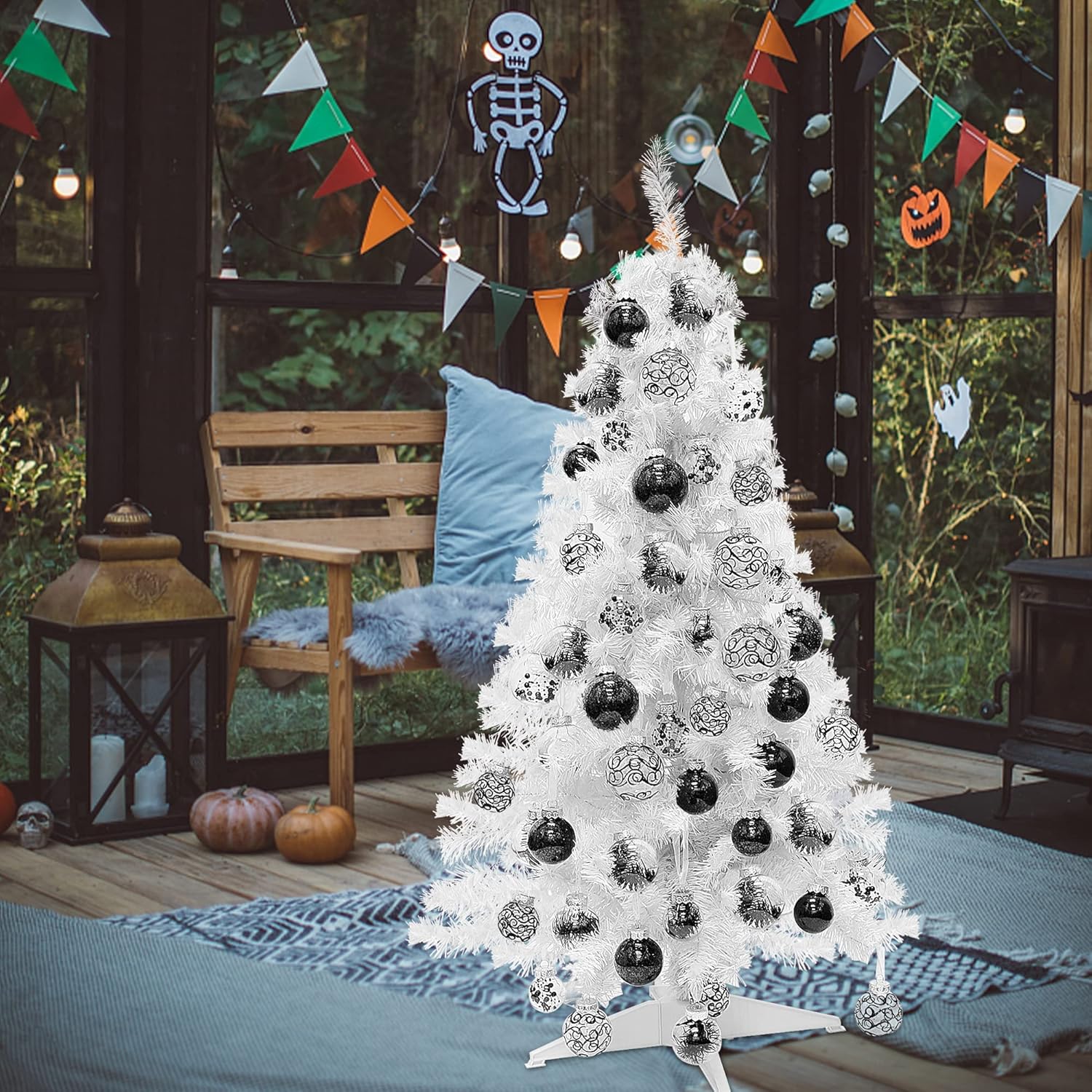Lulu Home 30 adornos de bola de Navidad transparentes de 2 pulgadas, bolas transparentes preencordadas con decoraciones únicas en el interior, bolas