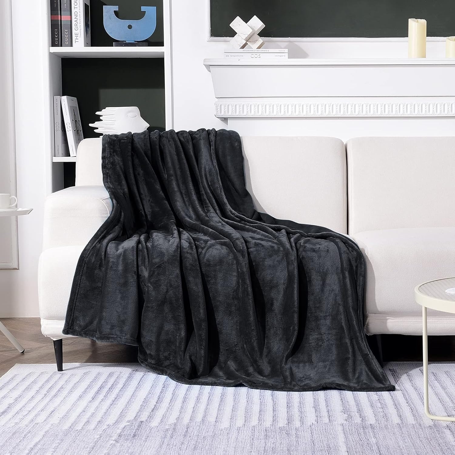 SOCHOW Manta de franela de forro polar, para todas las estaciones, ligera, súper suave y acogedora para cama o sofá, gris oscuro, 50 x 60 pulgadas