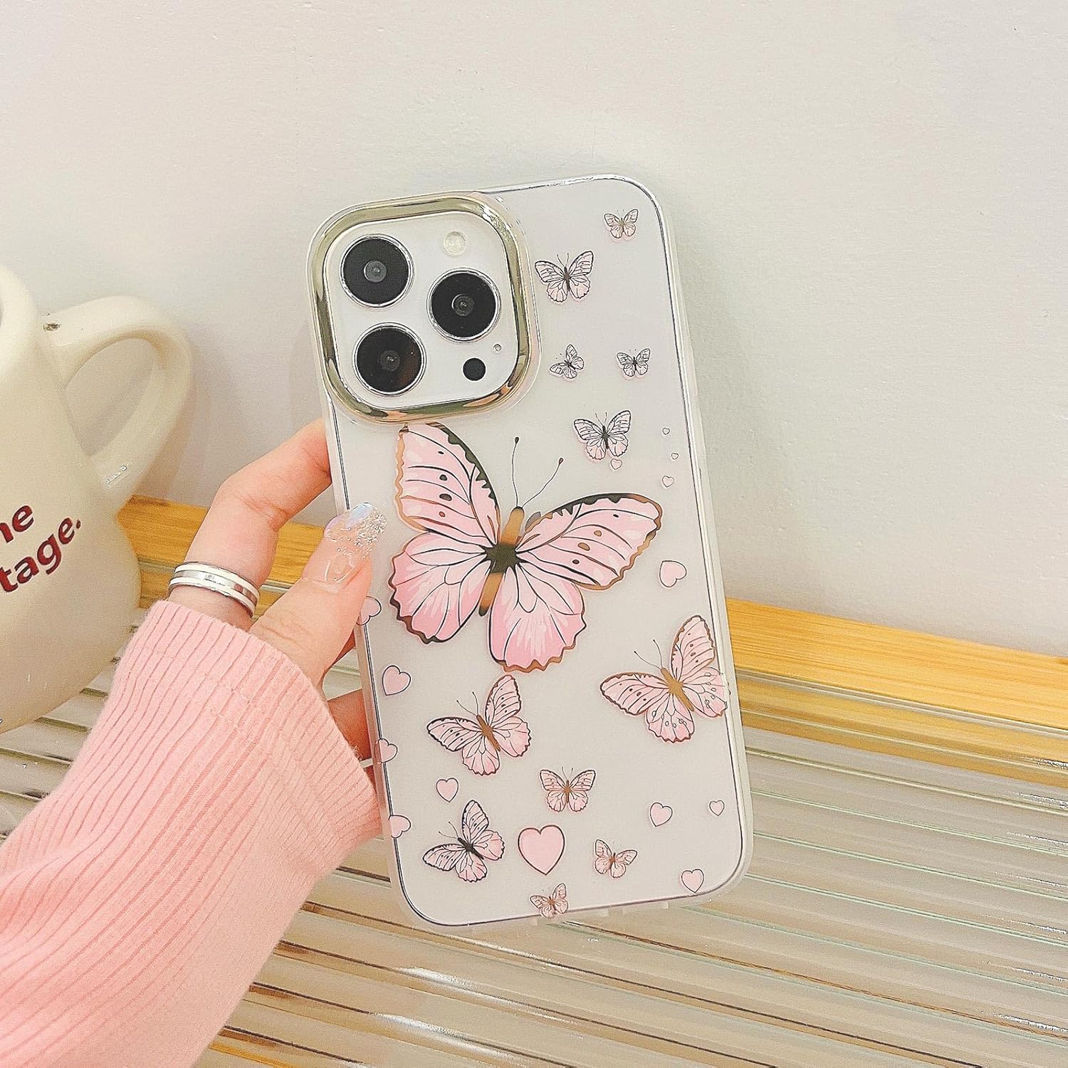 Funda transparente con purpurina para iPhone 15 Pro Max para mujeres y niñas, mariposas doradas, bonito patrón en forma de corazón, funda protectora