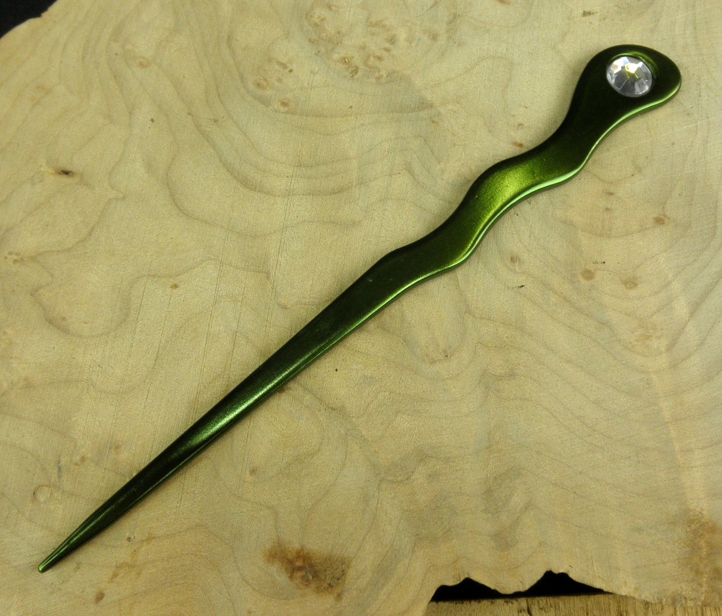 Un metal de aluminio anodizado espiral 6 “palo de pelo con diamantes de imitación transparente púas Pic Pin Fork (verde)