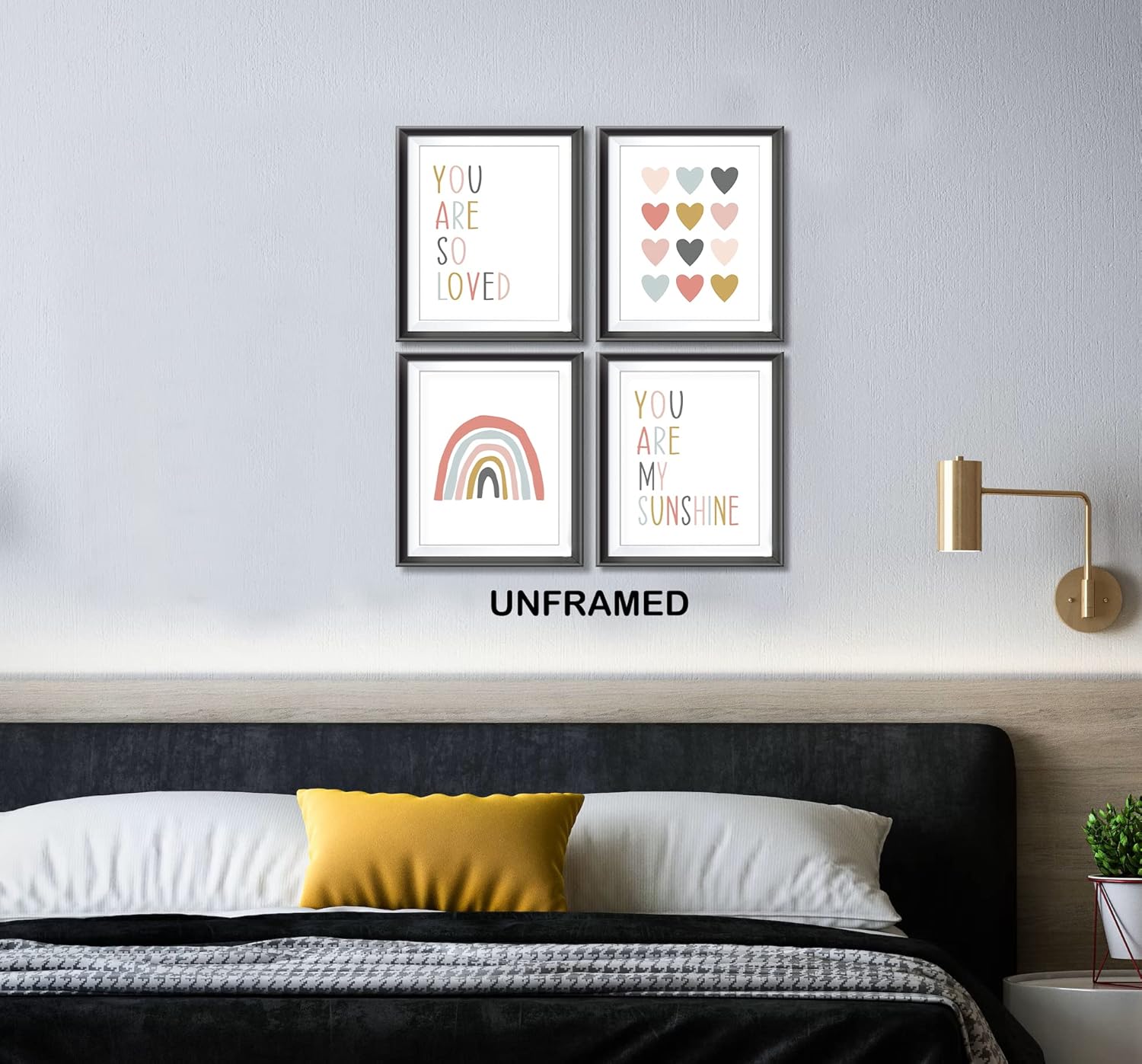 Póster de corazones de arcoíris neutros con texto en inglés You Are So Loved para habitación de niños, habitación de niñas, sala de juegos,