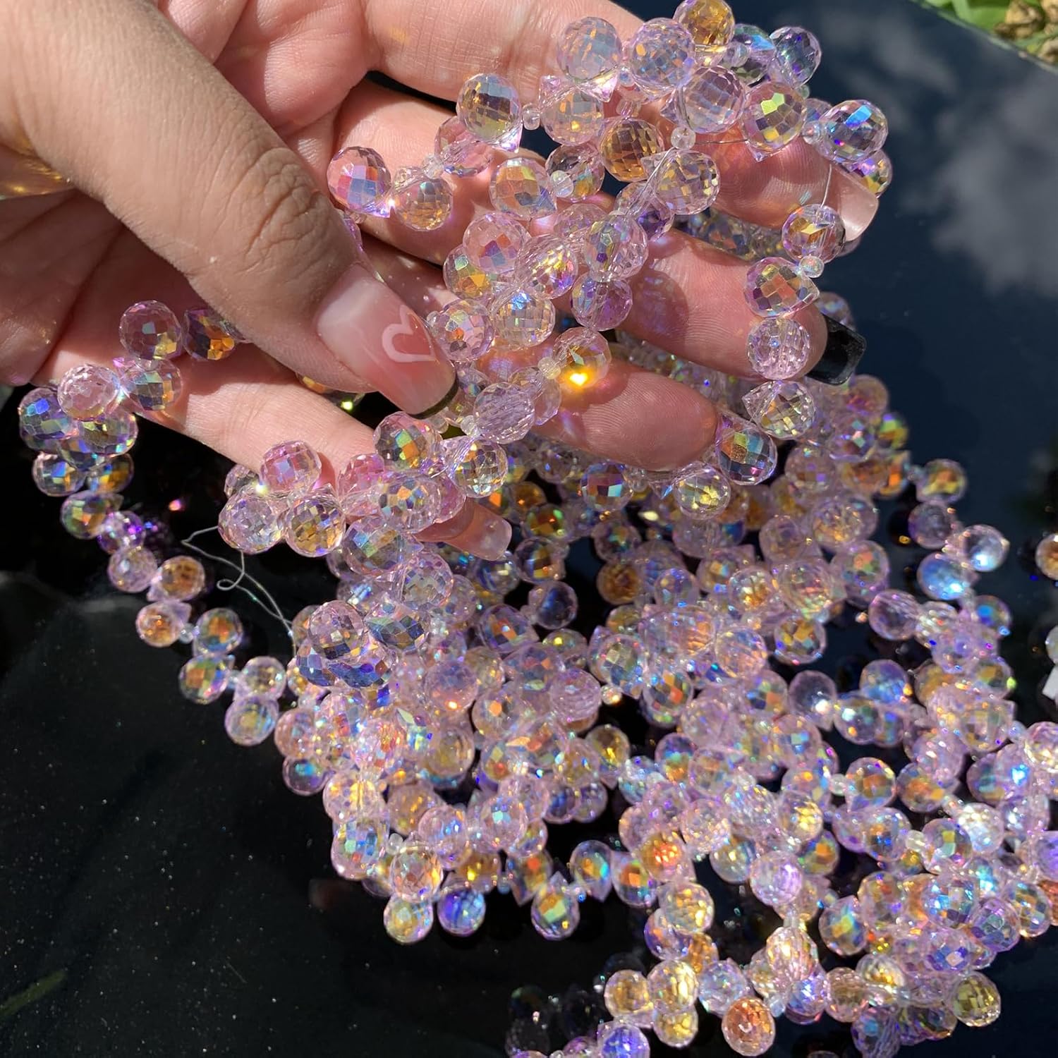 90 cuentas de cristal de lágrima de 0.315 pulgadas, cuentas de vidrio rosa brillante para fabricación de joyas, surtido de cuentas espaciadoras de