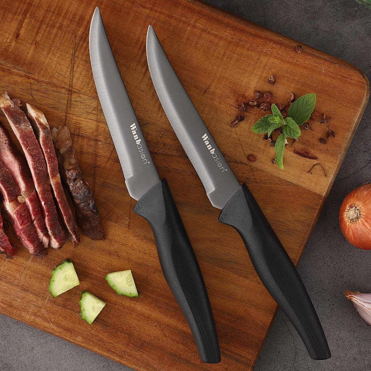 Wanbasion Juego de cuchillos para carne negros no dentados, aptos para lavavajillas, juego de cuchillos afilados para carne para cocina con asas