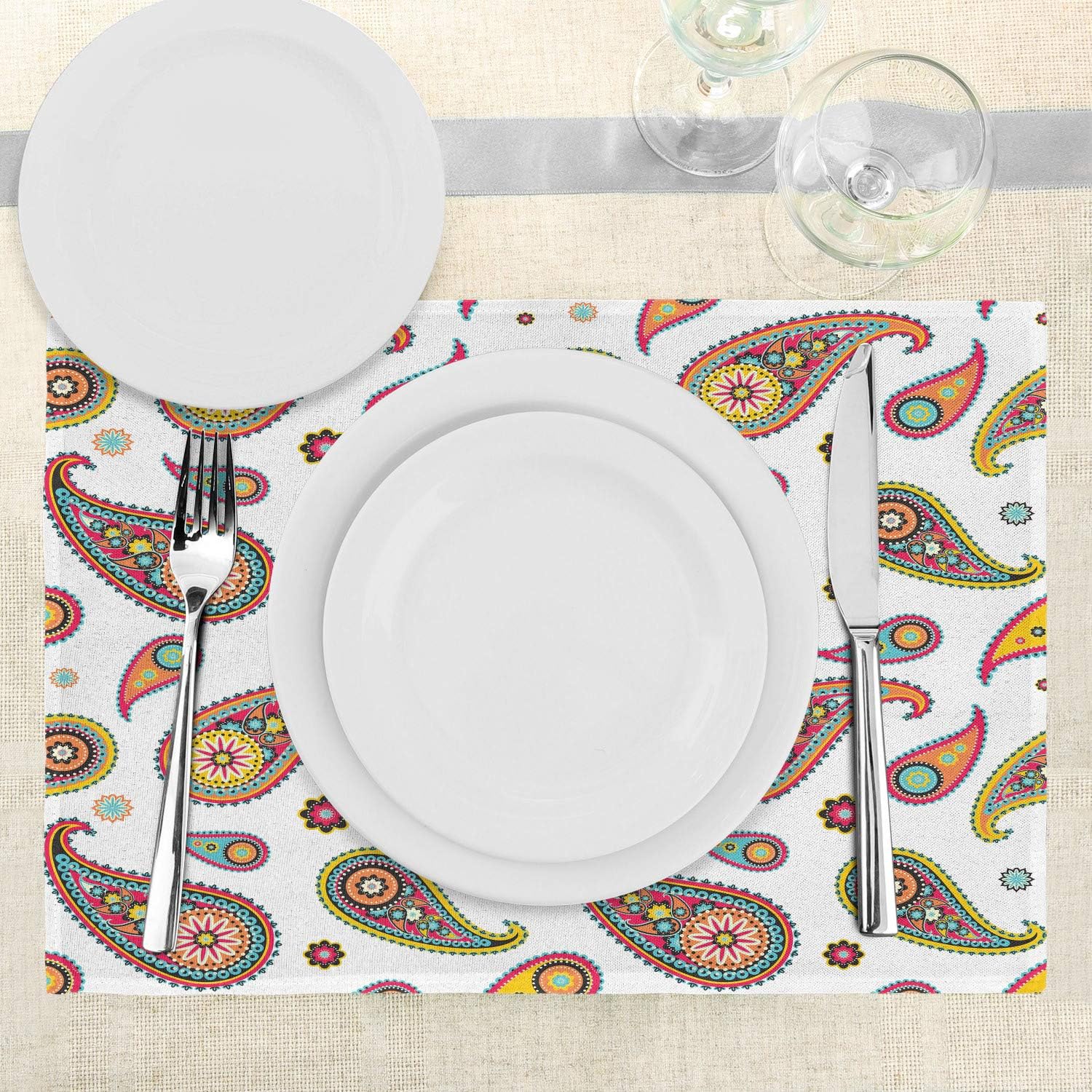 Ambesonne Paisley Place Mats – Juego de 4, patrones vintage de cachemira persa sobre fondo liso con inspiración hippie, manteles individuales de