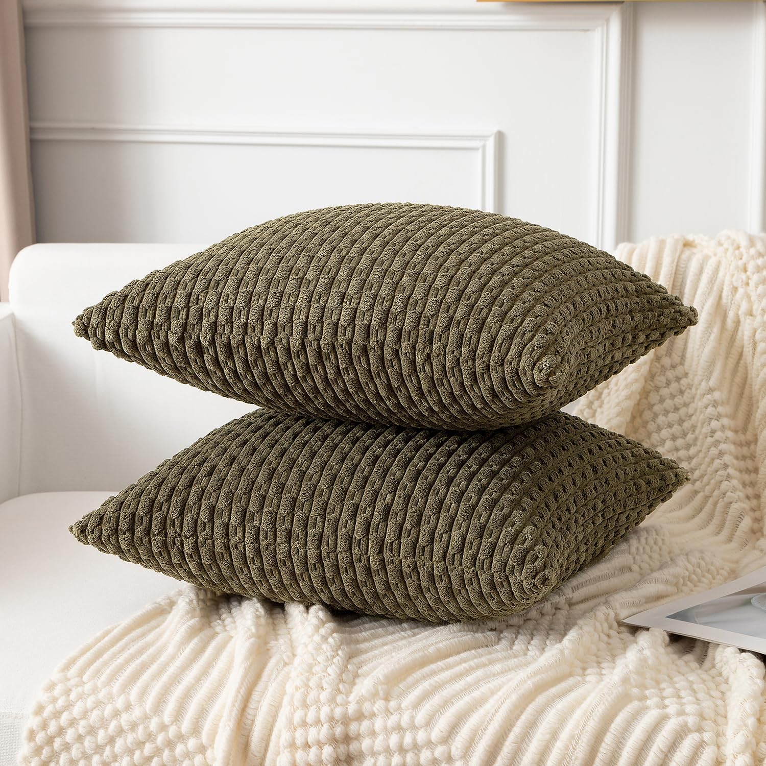 Kevin Textile – Juego de 2 fundas decorativas cuadradas para cojines, de pana suave y con moderno estilo campestre bohemio a rayas, decoración