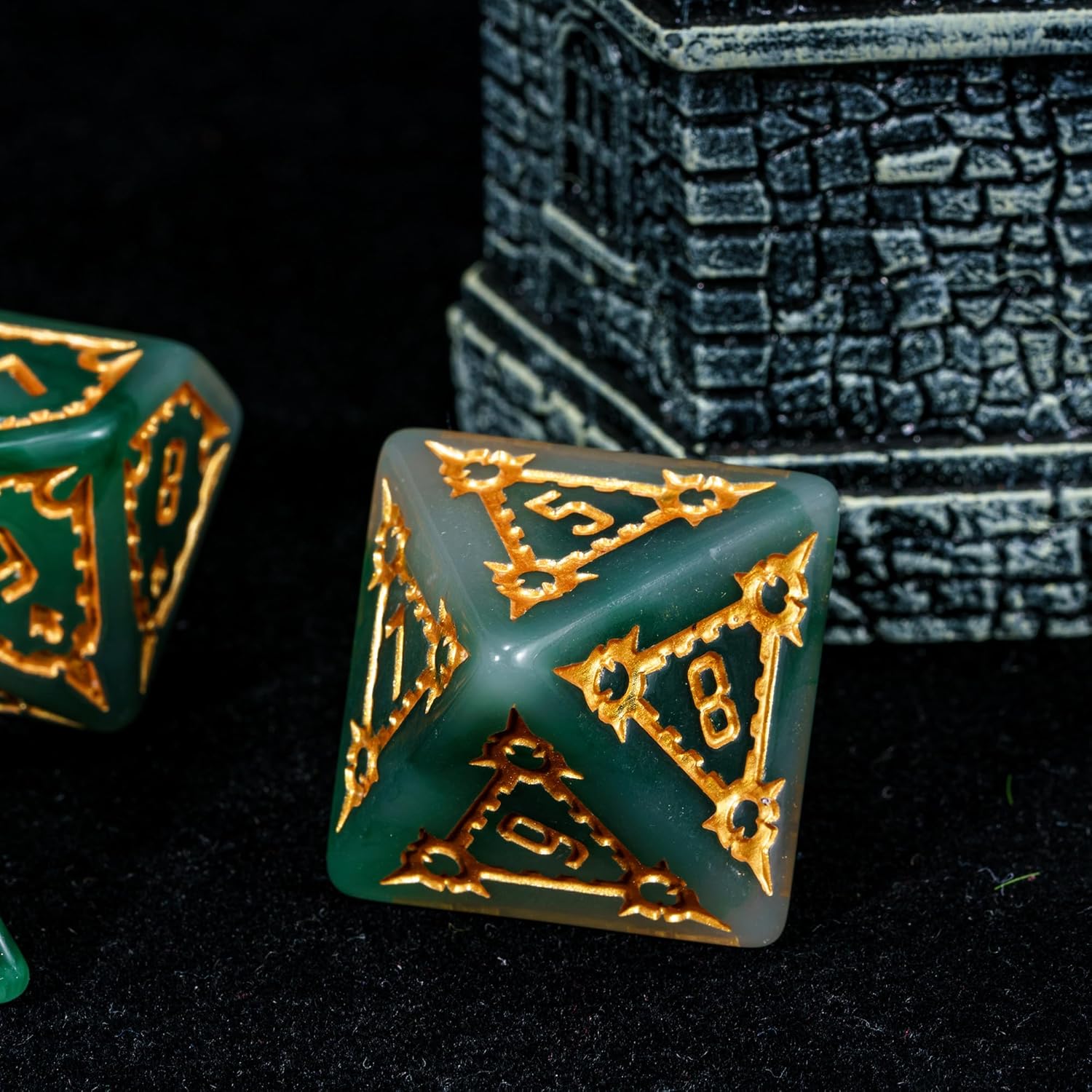 cusdie 7 dados gigantes DND de 0.98 pulgadas con bolsa de dados de ojo de dragón, juego de dados poliédricos, dados D&D para Calabozos y Dragones