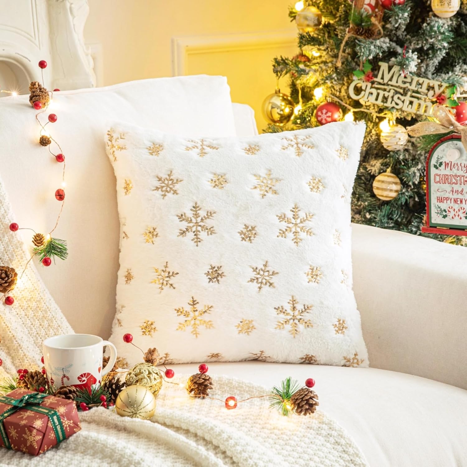AQOTHES Fundas de almohada decorativas peludas de piel sintética, felpa con lentejuelas de copo de nieve, almohadas con purpurina para decoración de