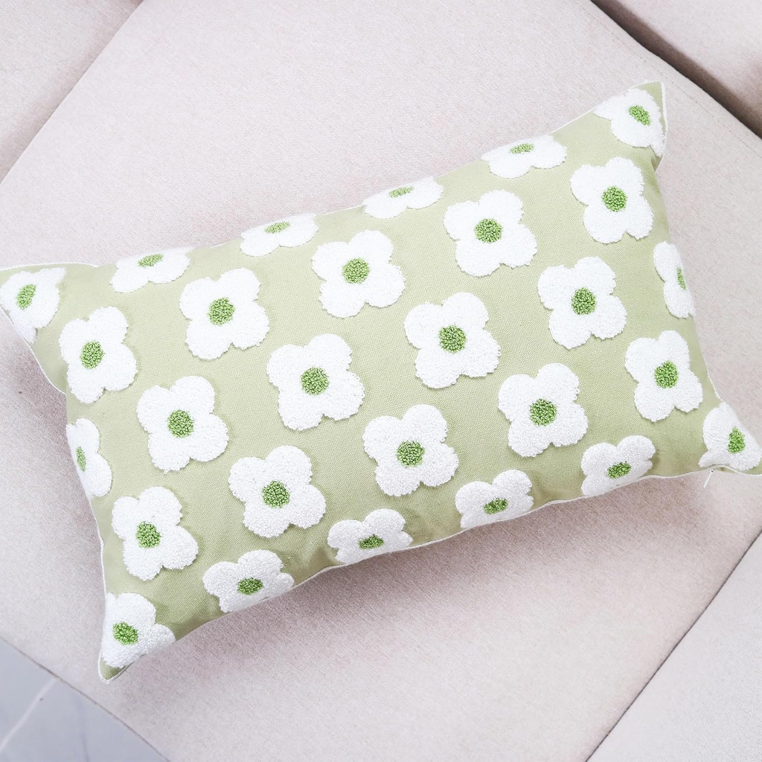 Funda de almohada bordada de 12 x 20 pulgadas, diseño floral verde claro, decoración del hogar, funda de almohada bordada de lona de algodón gruesa